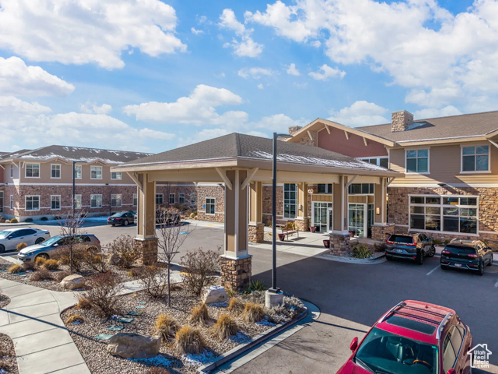 Property Slideshow image 19 of 23 | 11085 s grape arbor pl 102, Sandy, UT, 84070