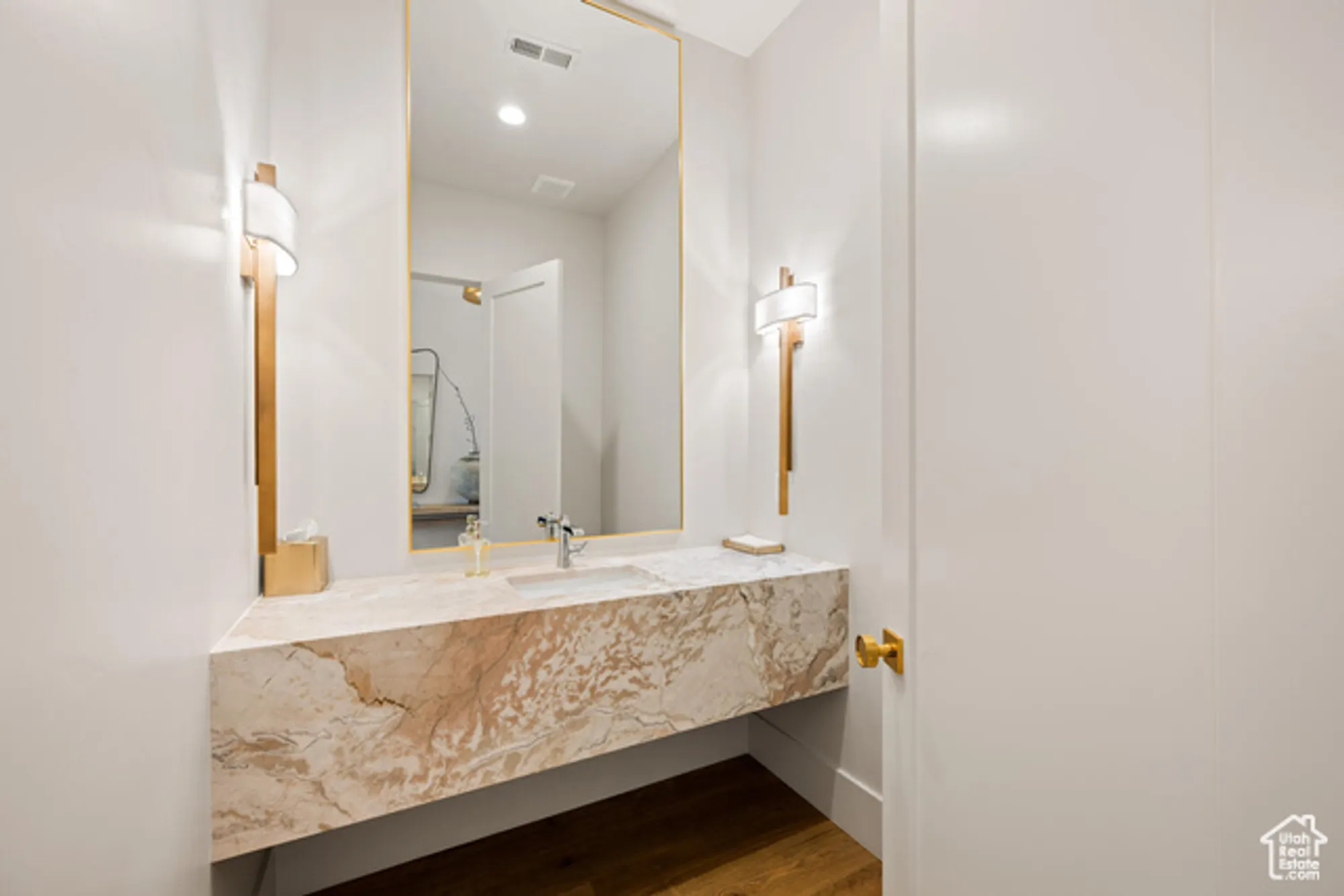 Property Slideshow image 24 of 34 | 2085 n tuweap dr unit 32, St George, UT, 84770