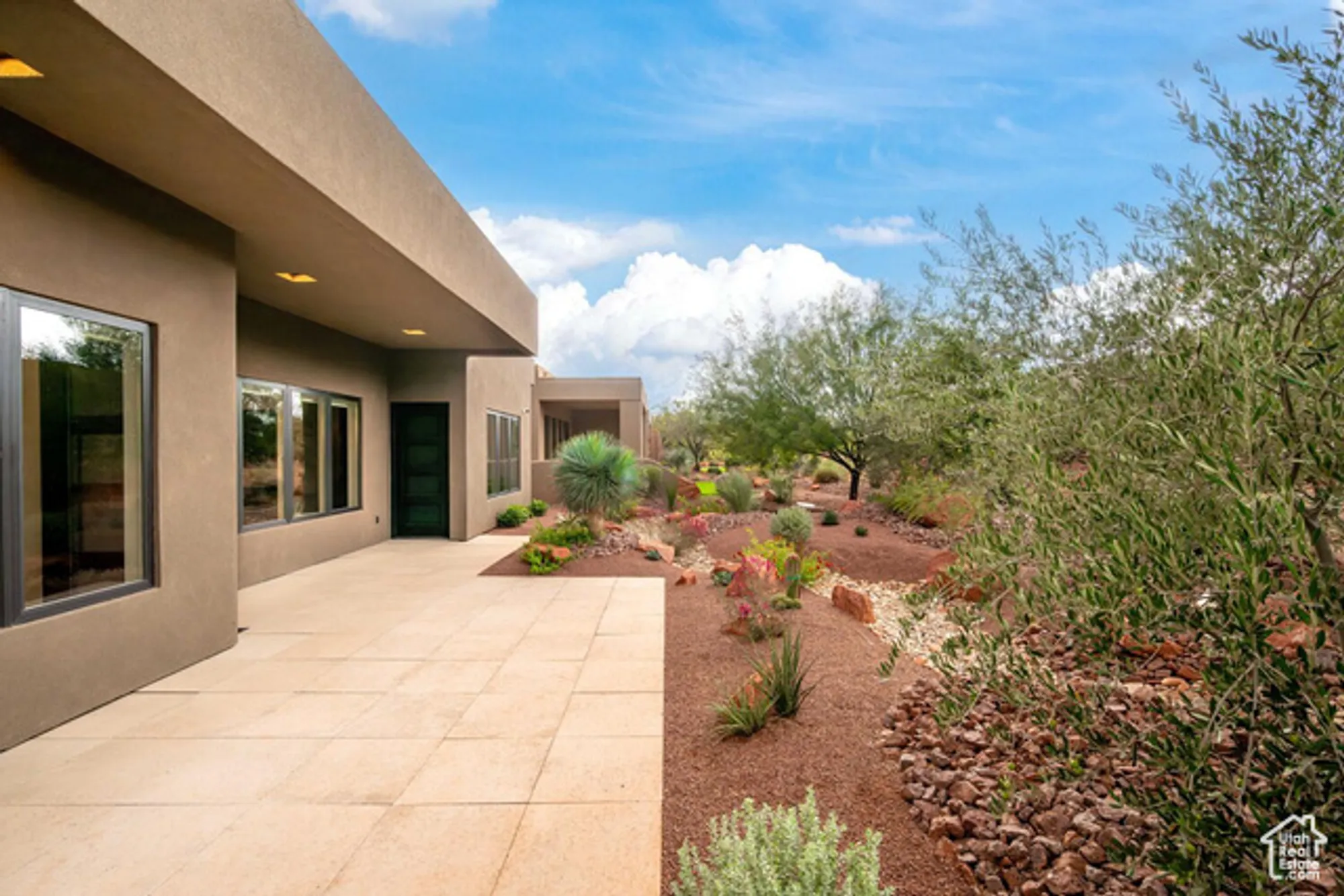 Property Slideshow image 33 of 34 | 2085 n tuweap dr unit 32, St George, UT, 84770