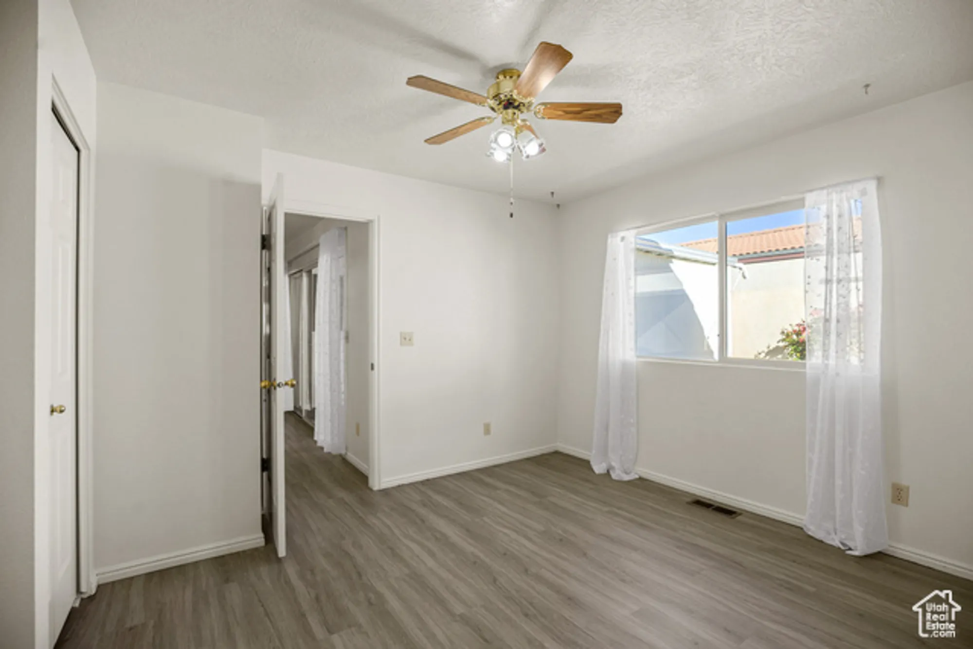 Property Slideshow image 13 of 30 | 1331 n dixie downs rd unit 112, St George, UT, 84770