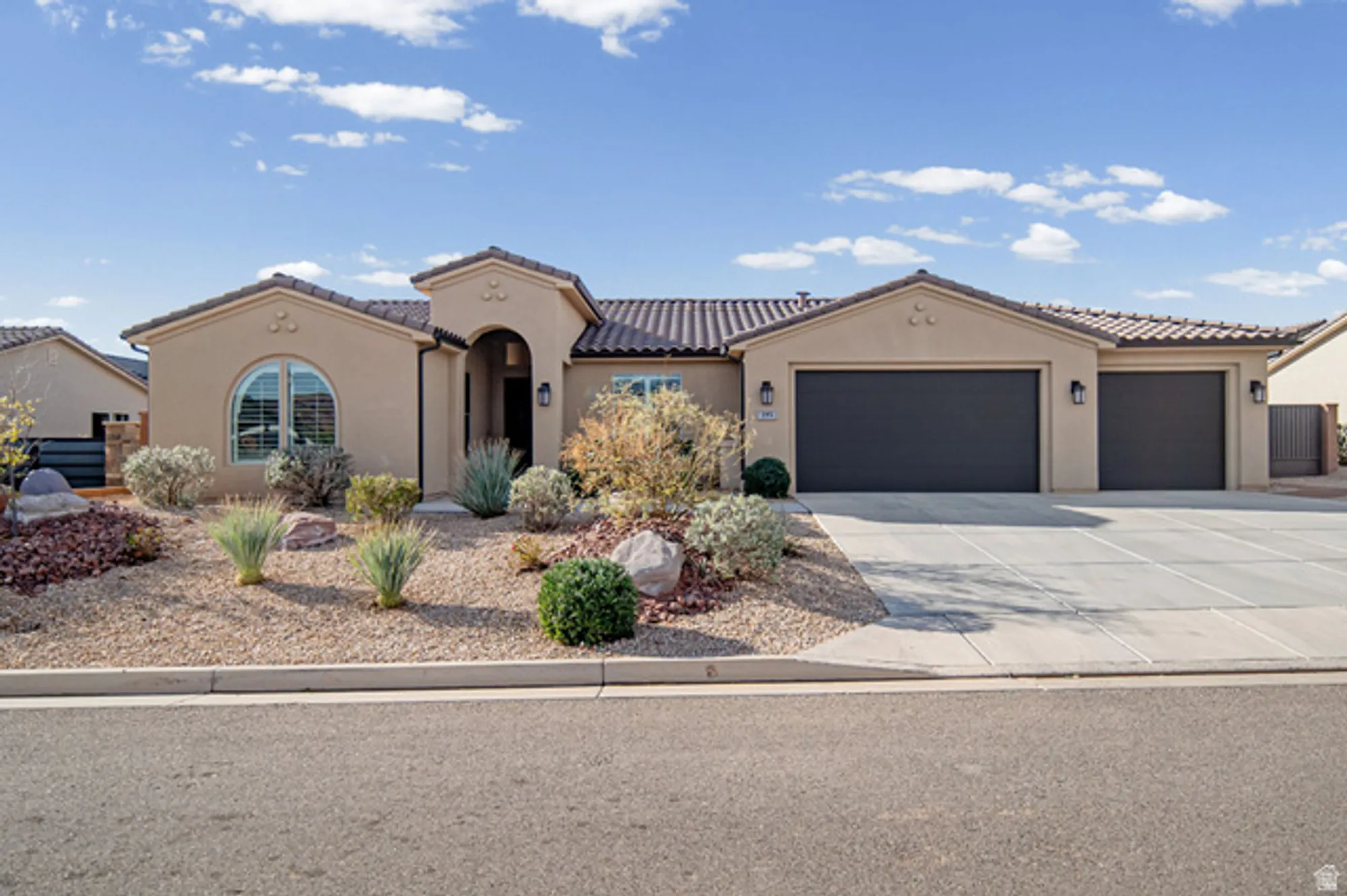 Property Slideshow image 1 of 40 | 195 w via modelo, Washington, UT, 84780