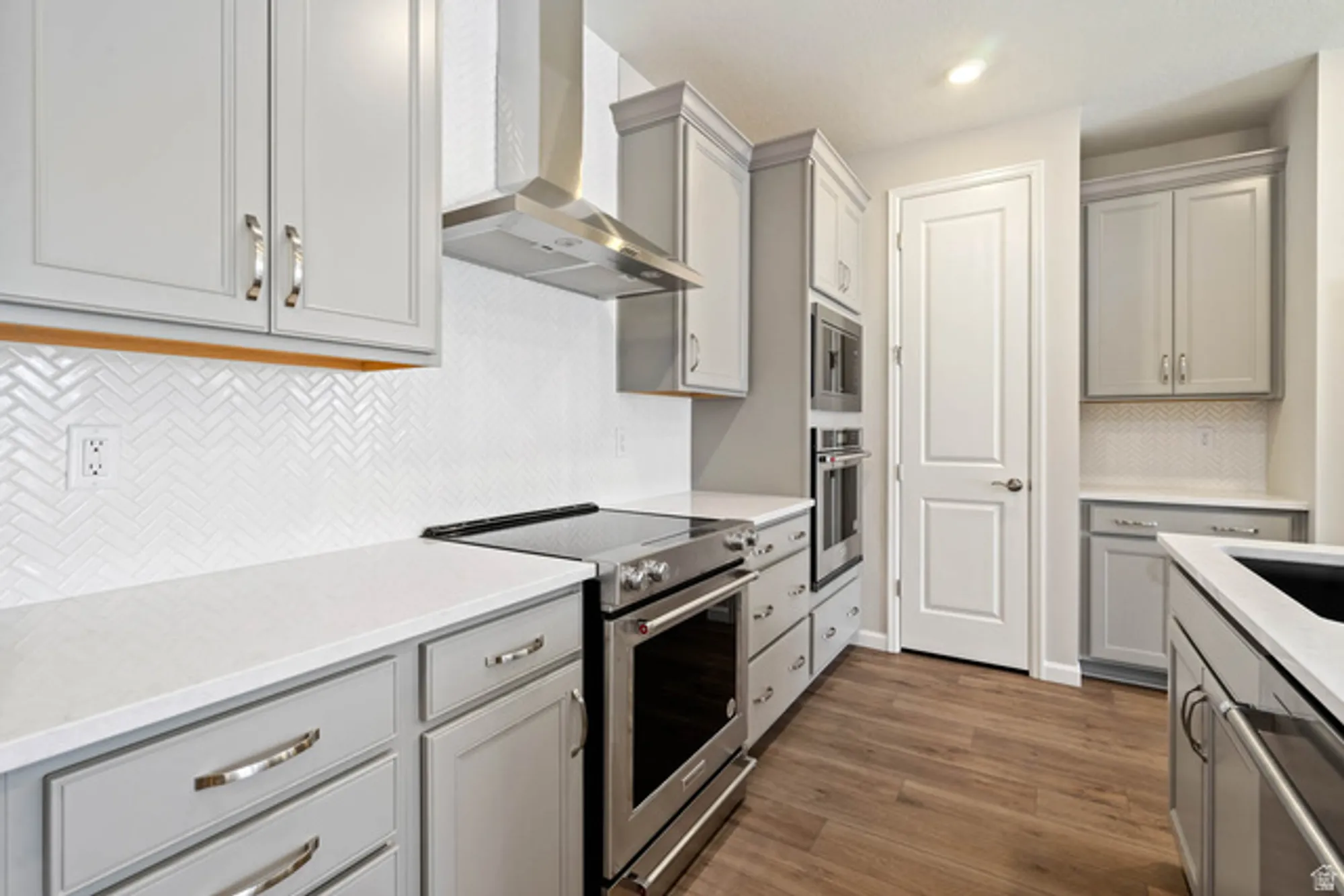 Property Slideshow image 7 of 24 | 11727 s willow walk dr # 597, South Jordan, UT, 84009