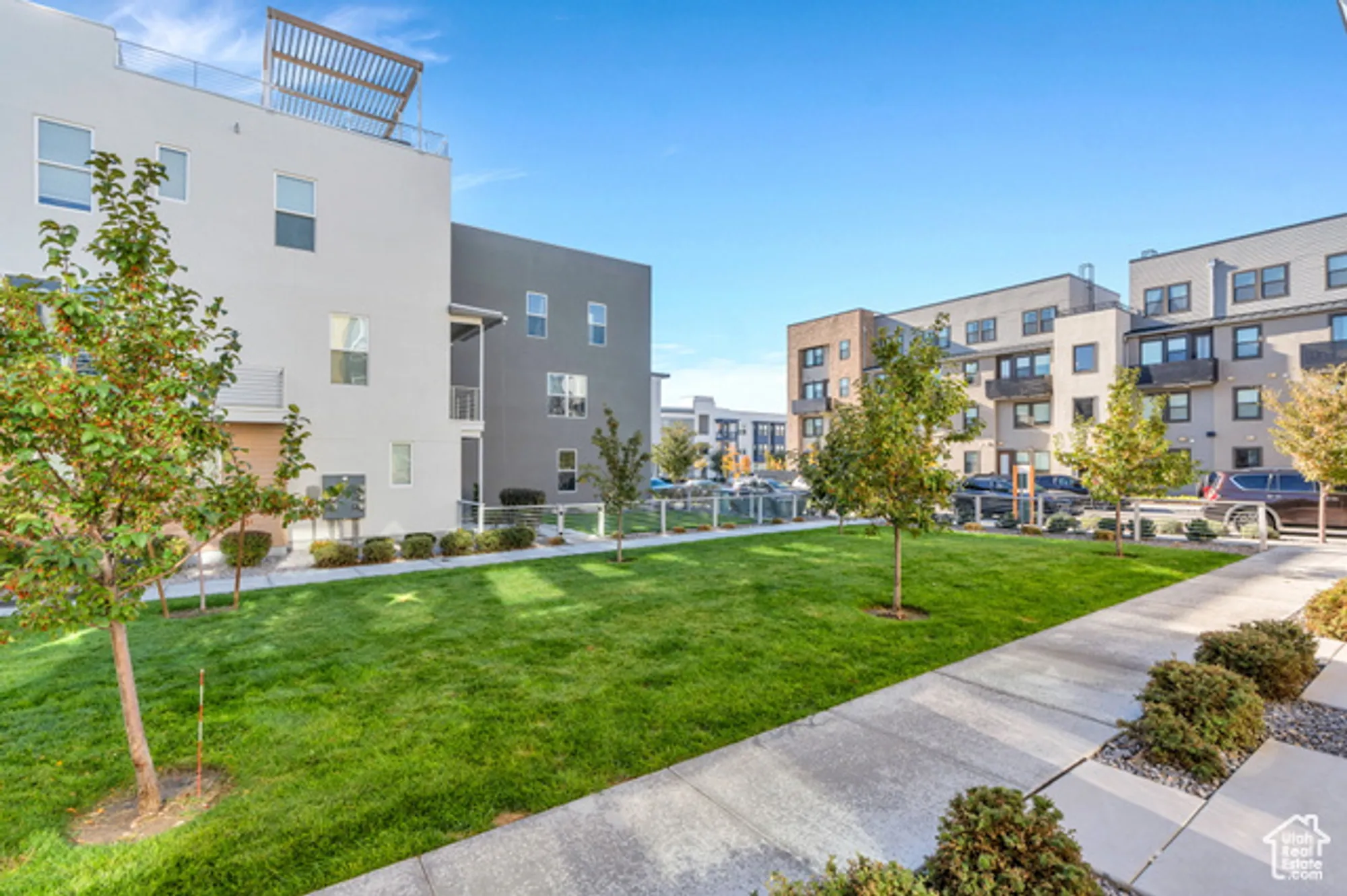 Property Slideshow image 24 of 40 | 11201 s freestone rd # 474, South Jordan, UT, 84009