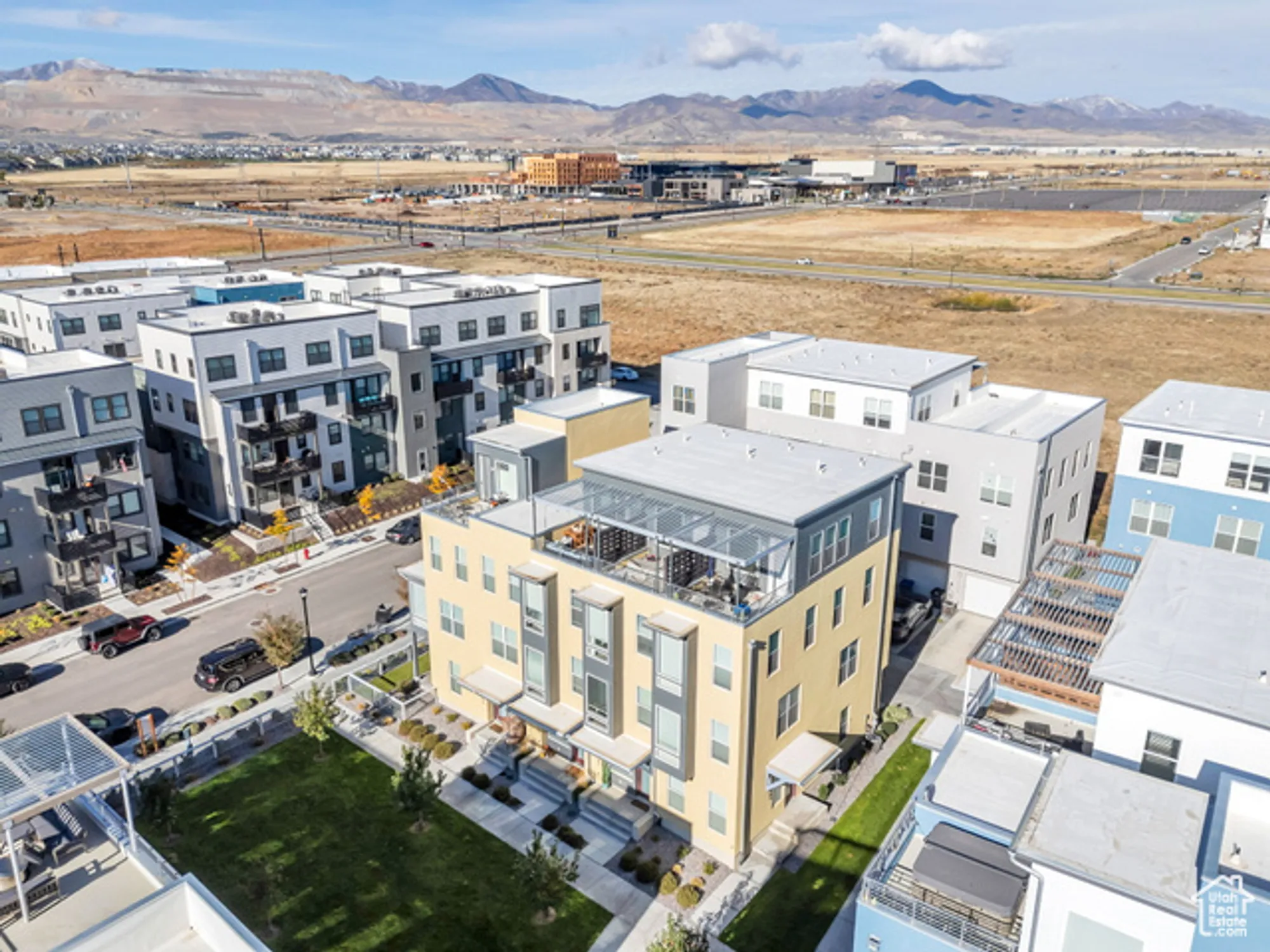 Property Slideshow image 29 of 40 | 11201 s freestone rd # 474, South Jordan, UT, 84009