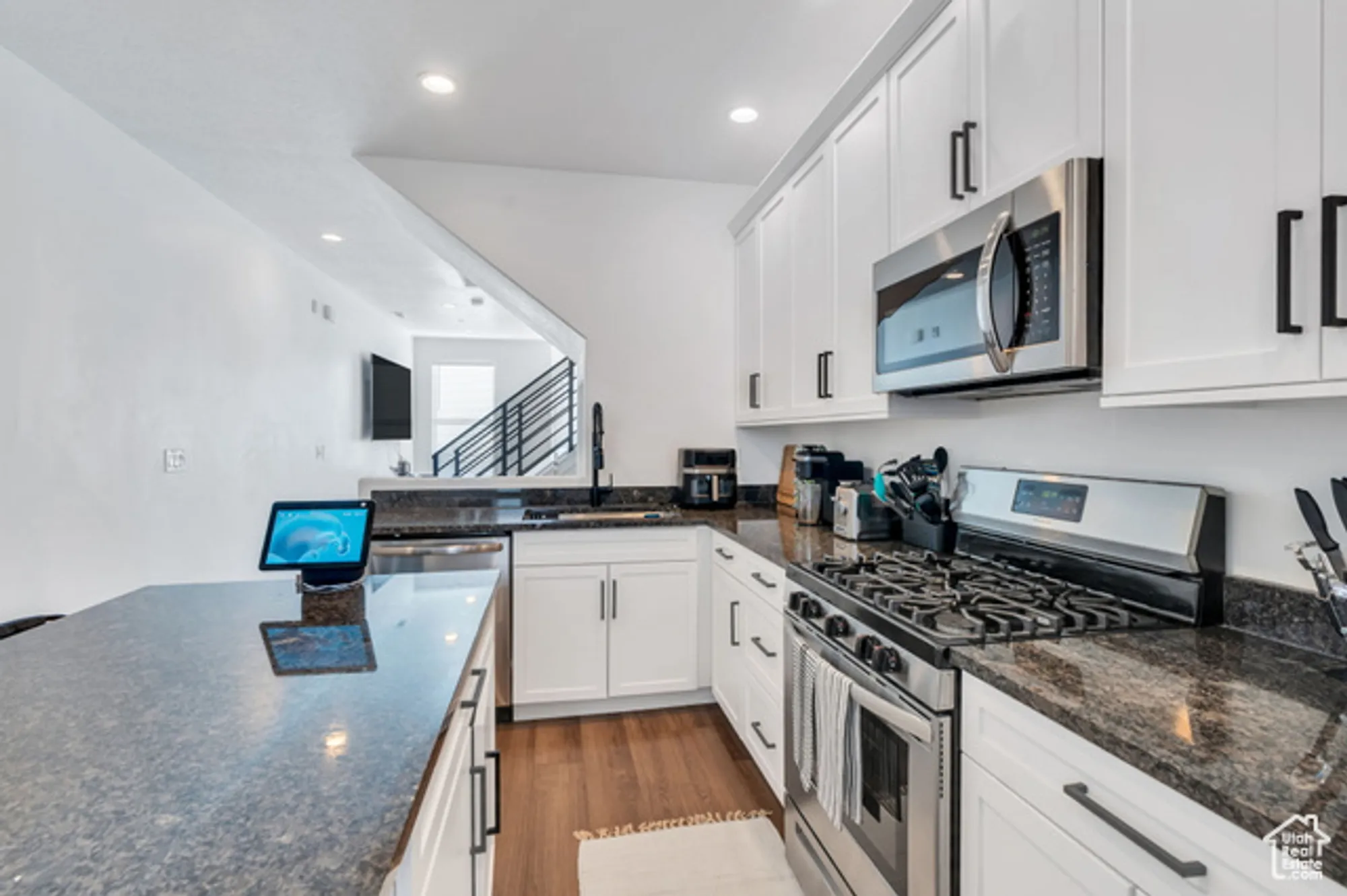 Property Slideshow image 8 of 40 | 11201 s freestone rd # 474, South Jordan, UT, 84009