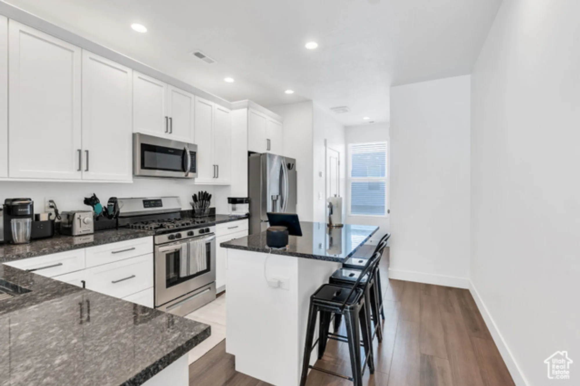 Property Slideshow image 6 of 40 | 11201 s freestone rd # 474, South Jordan, UT, 84009