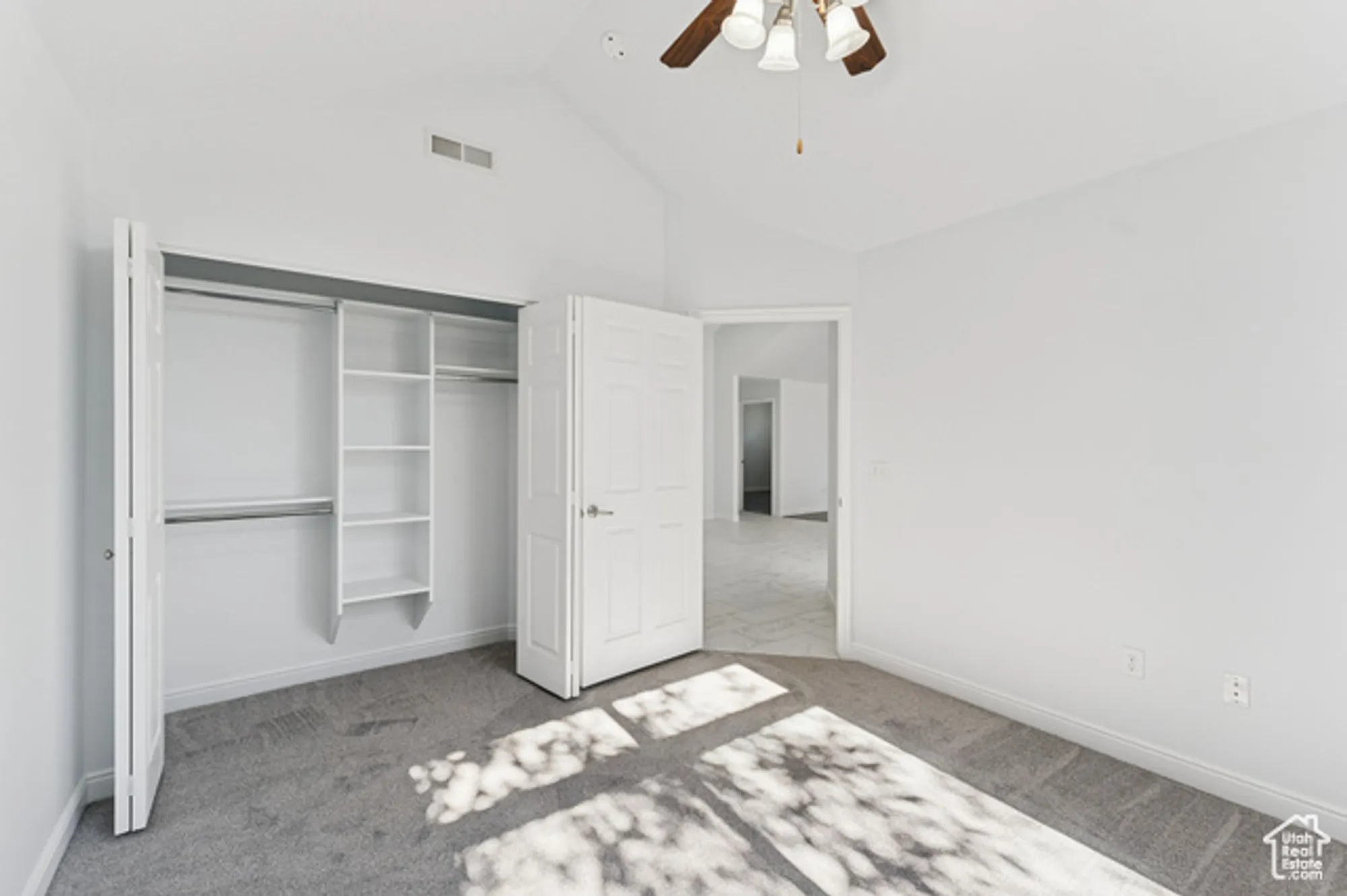 Property Slideshow image 13 of 19 | 877 w 1920 c, Syracuse, UT, 84075