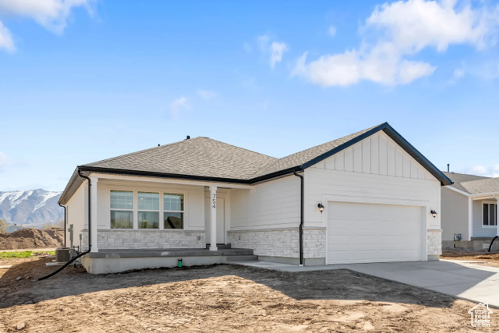 Property Slideshow image 3 of 11 | 867 n 930 w # 82, Tremonton, UT, 84337
