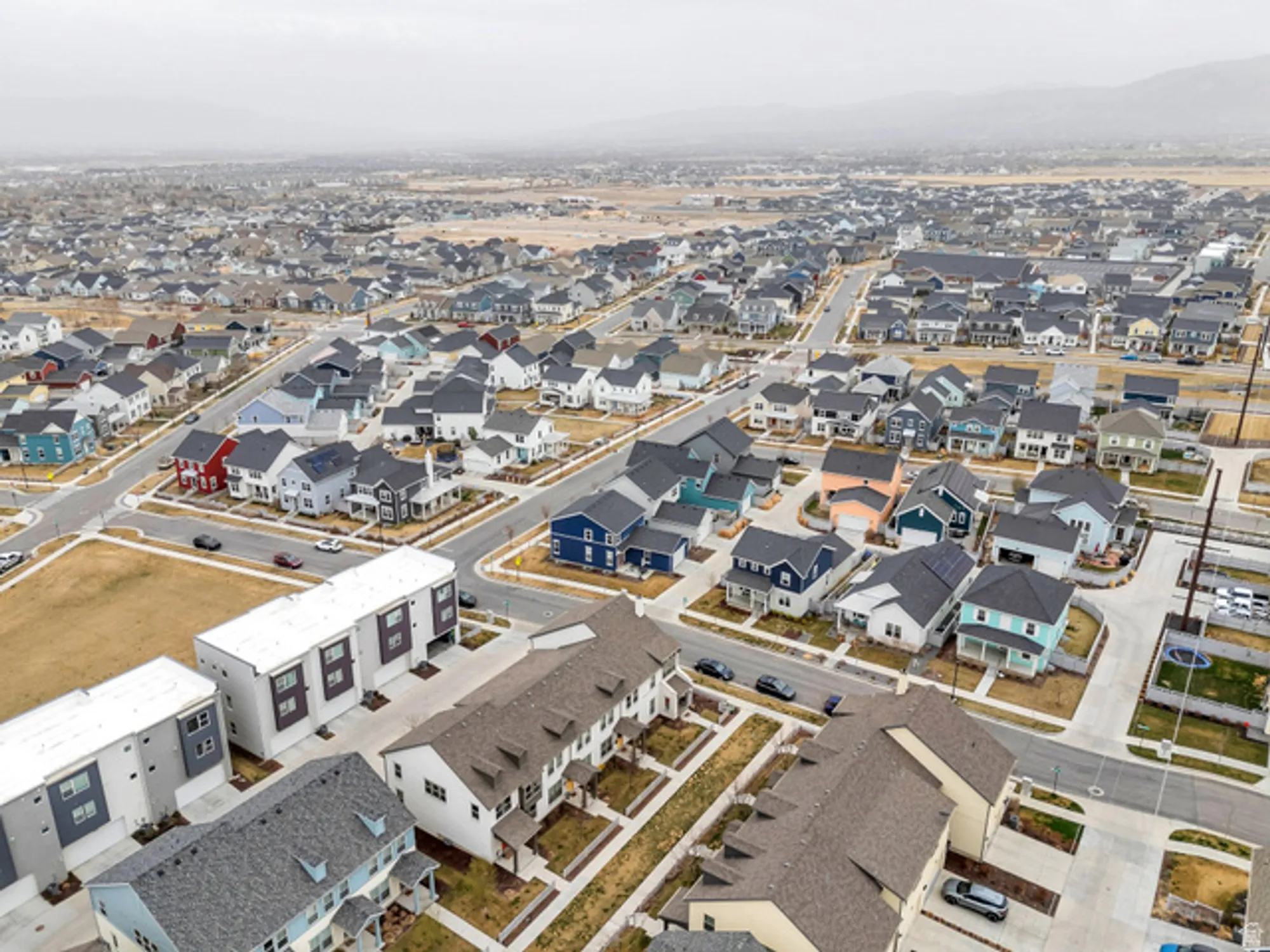 Property Slideshow image 23 of 27 | 6376 w sugarcane dr, South Jordan, UT, 84009