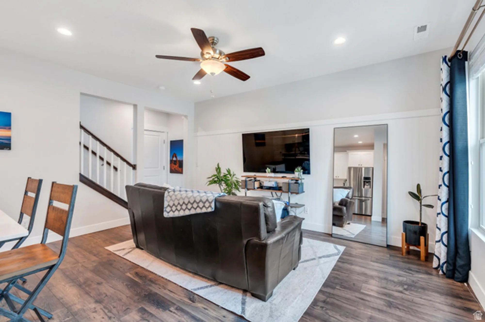 Property Slideshow image 7 of 27 | 6376 w sugarcane dr, South Jordan, UT, 84009