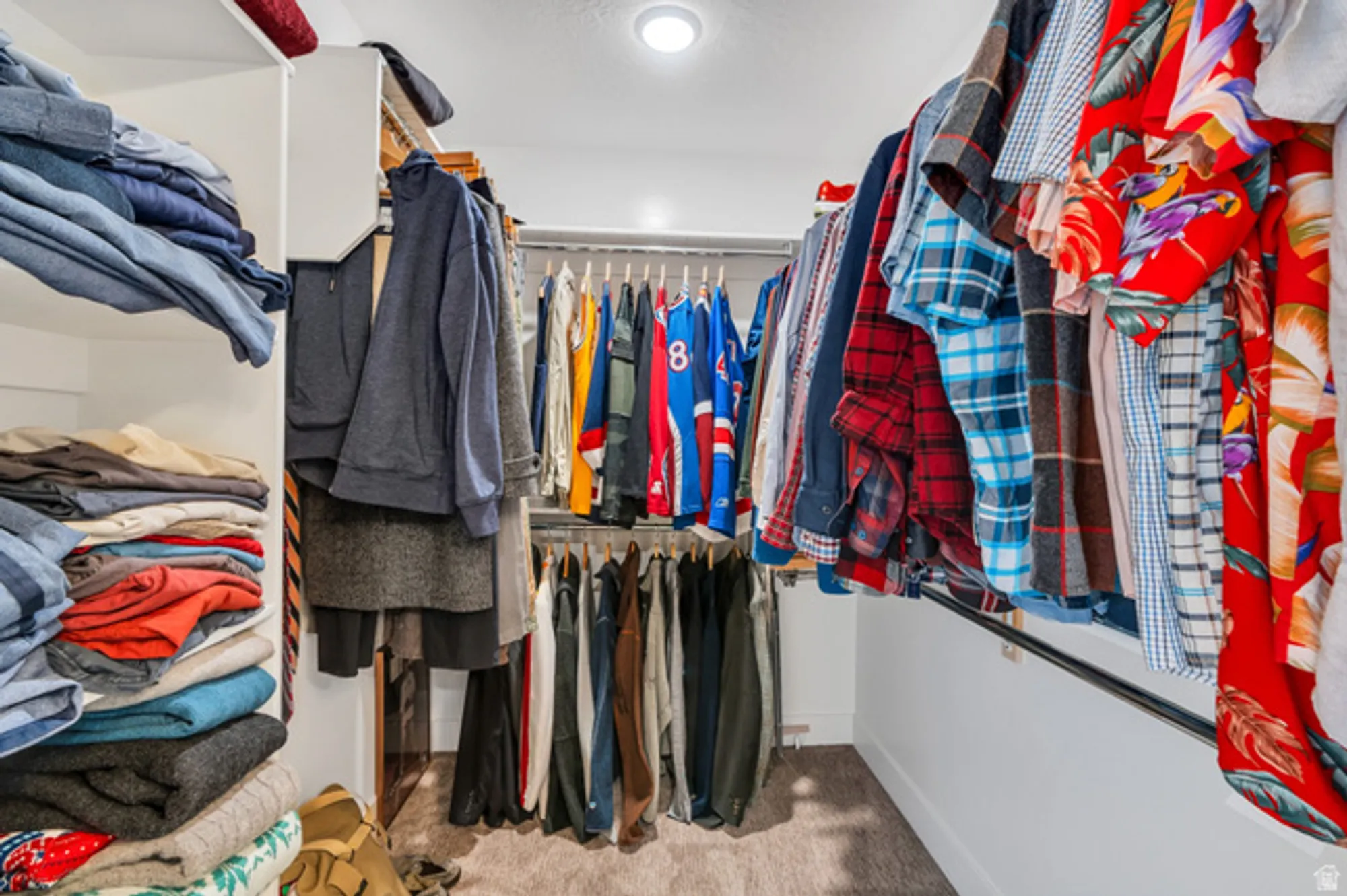 Property Slideshow image 11 of 27 | 6376 w sugarcane dr, South Jordan, UT, 84009