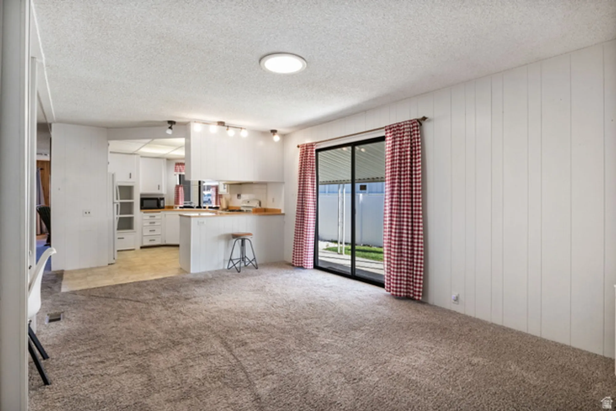 Property Slideshow image 18 of 48 | 27 w evening star way, Sandy, UT, 84070