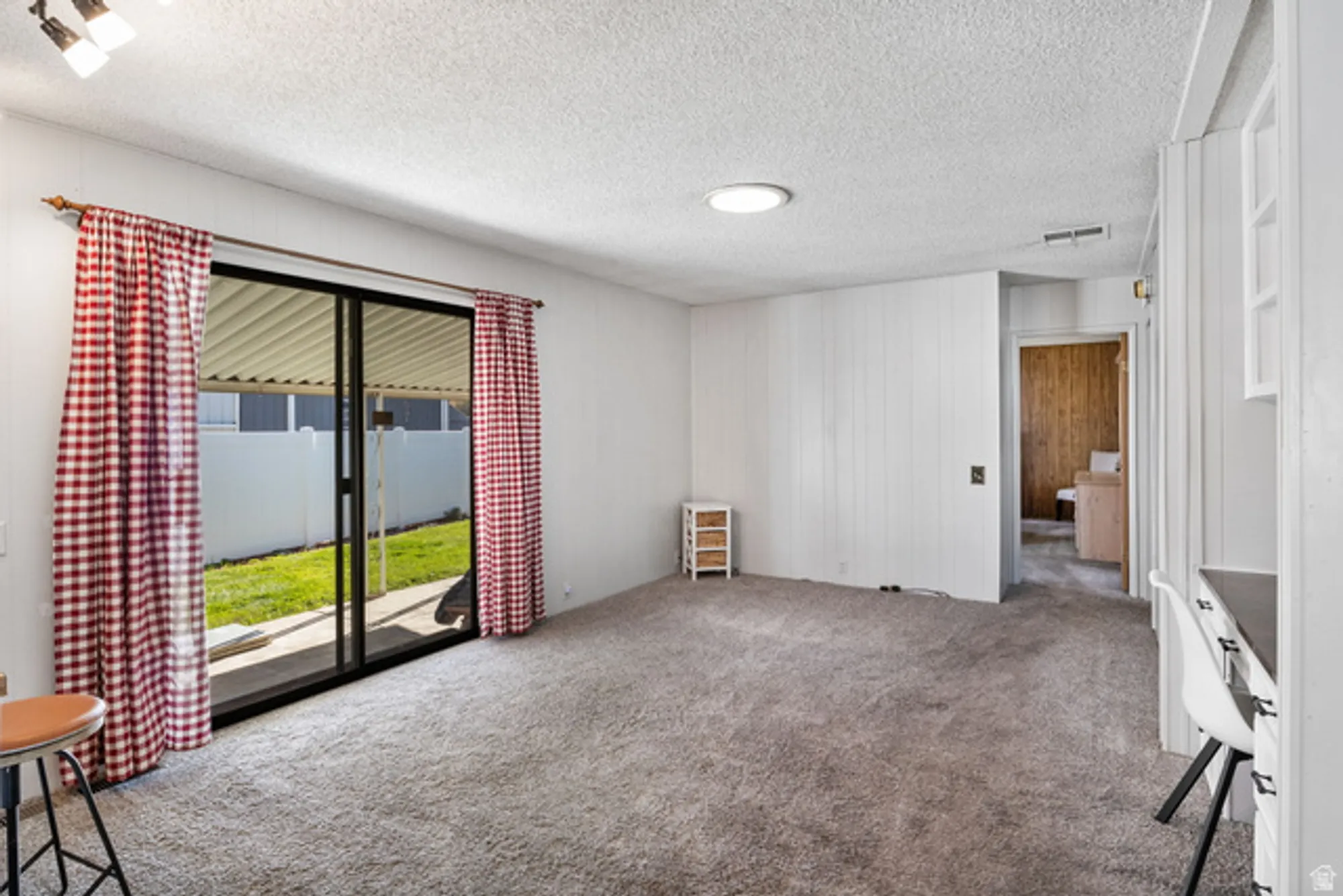 Property Slideshow image 20 of 48 | 27 w evening star way, Sandy, UT, 84070