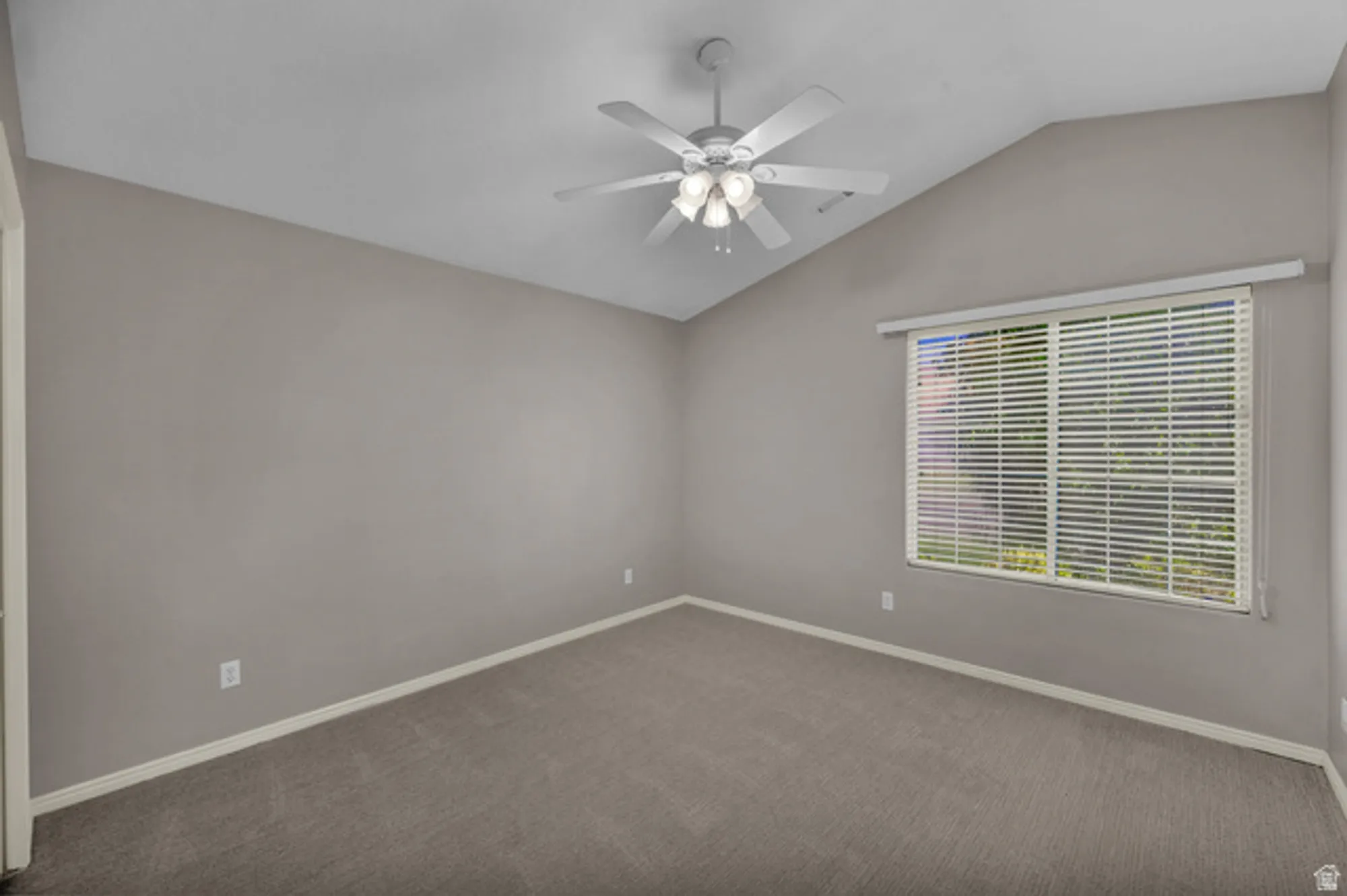 Property Slideshow image 10 of 25 | 39 n valley view dr 49, St George, UT, 84770