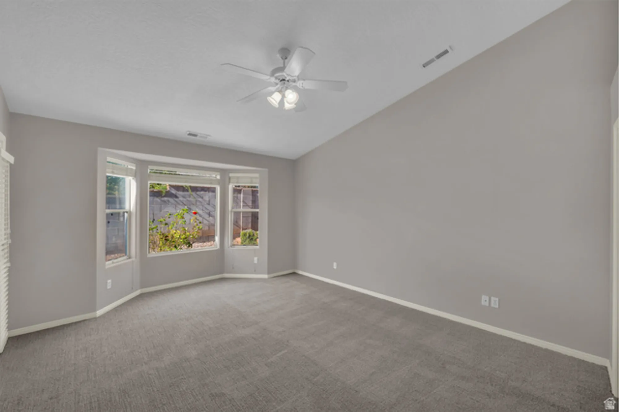 Property Slideshow image 7 of 25 | 39 n valley view dr 49, St George, UT, 84770