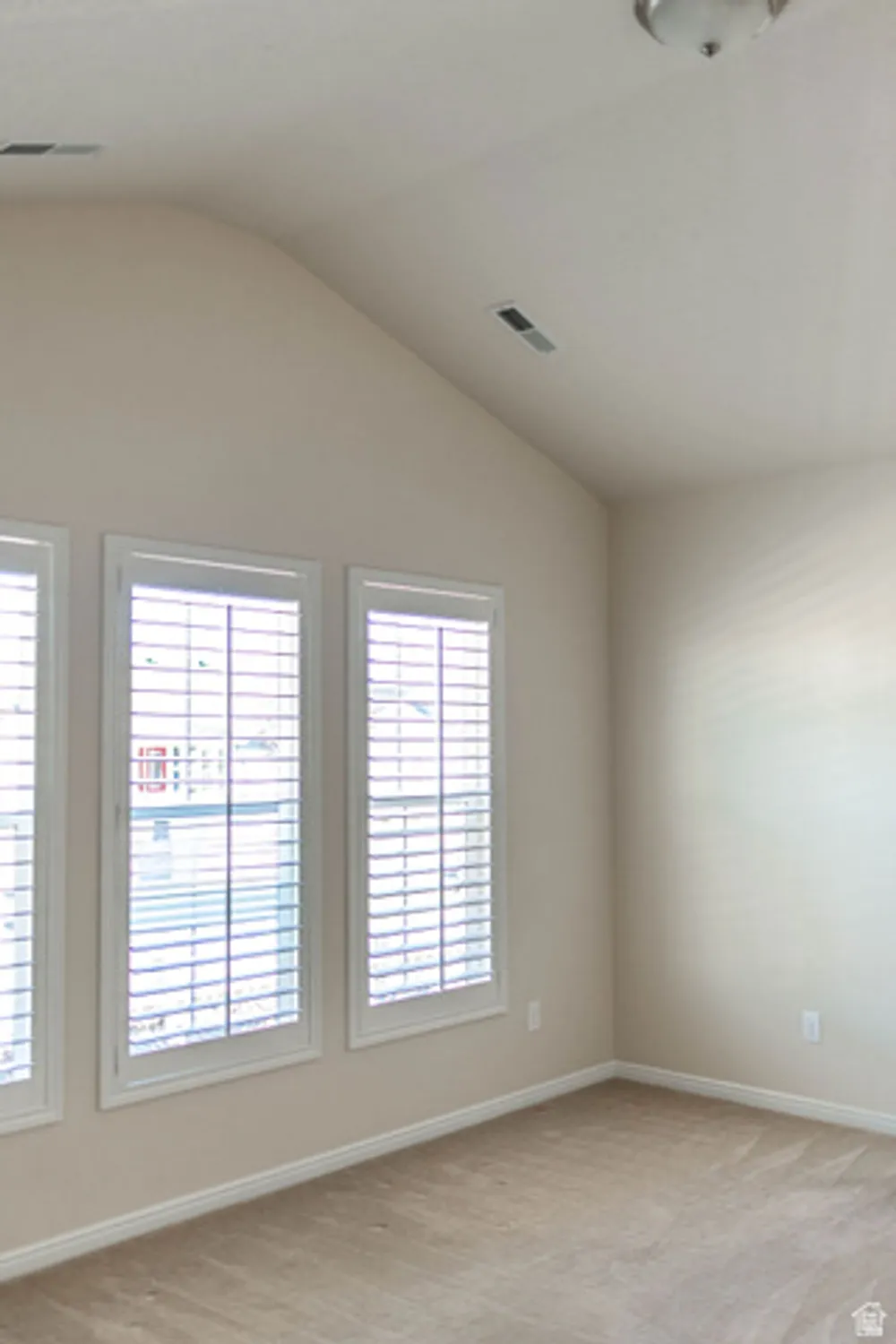 Property Slideshow image 30 of 44 | 10942 s kestrel rise rd, South Jordan, UT, 84009