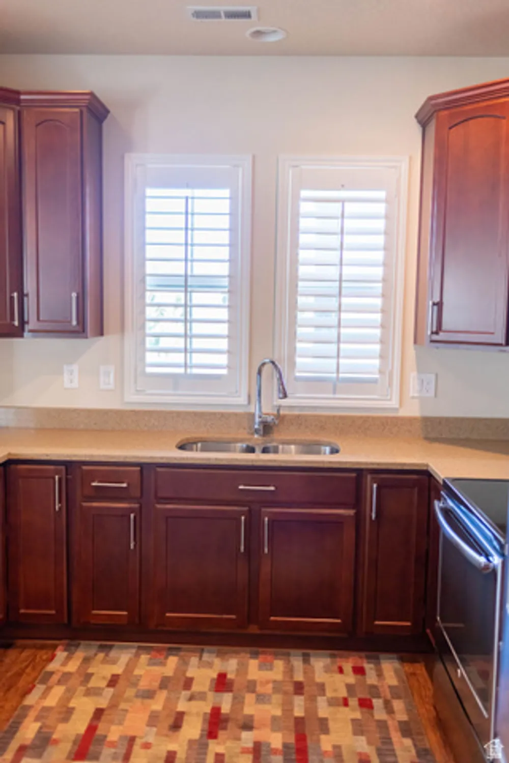 Property Slideshow image 22 of 44 | 10942 s kestrel rise rd, South Jordan, UT, 84009