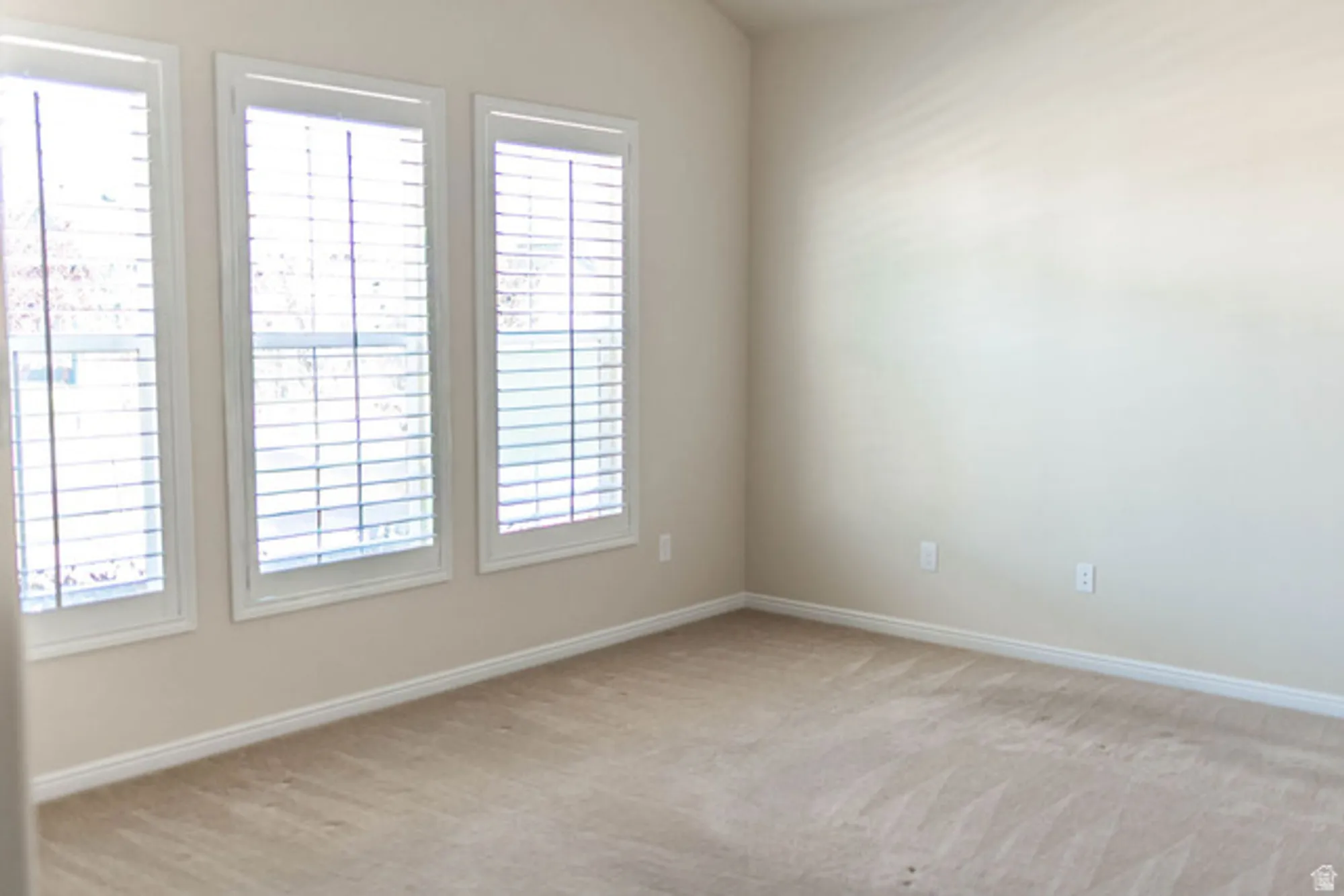 Property Slideshow image 29 of 44 | 10942 s kestrel rise rd, South Jordan, UT, 84009