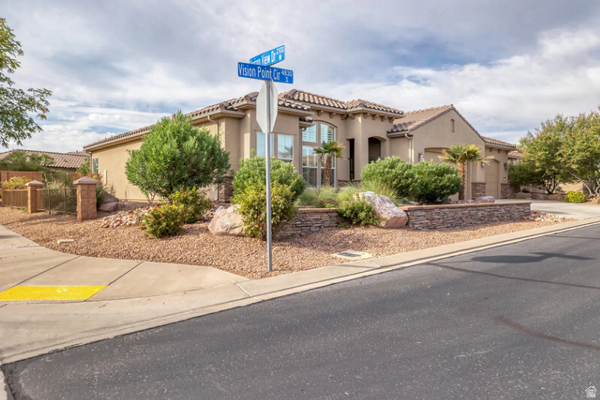 Property Slideshow image 6 of 50 | 2109 vision point cir # 1037, St George, UT, 84790