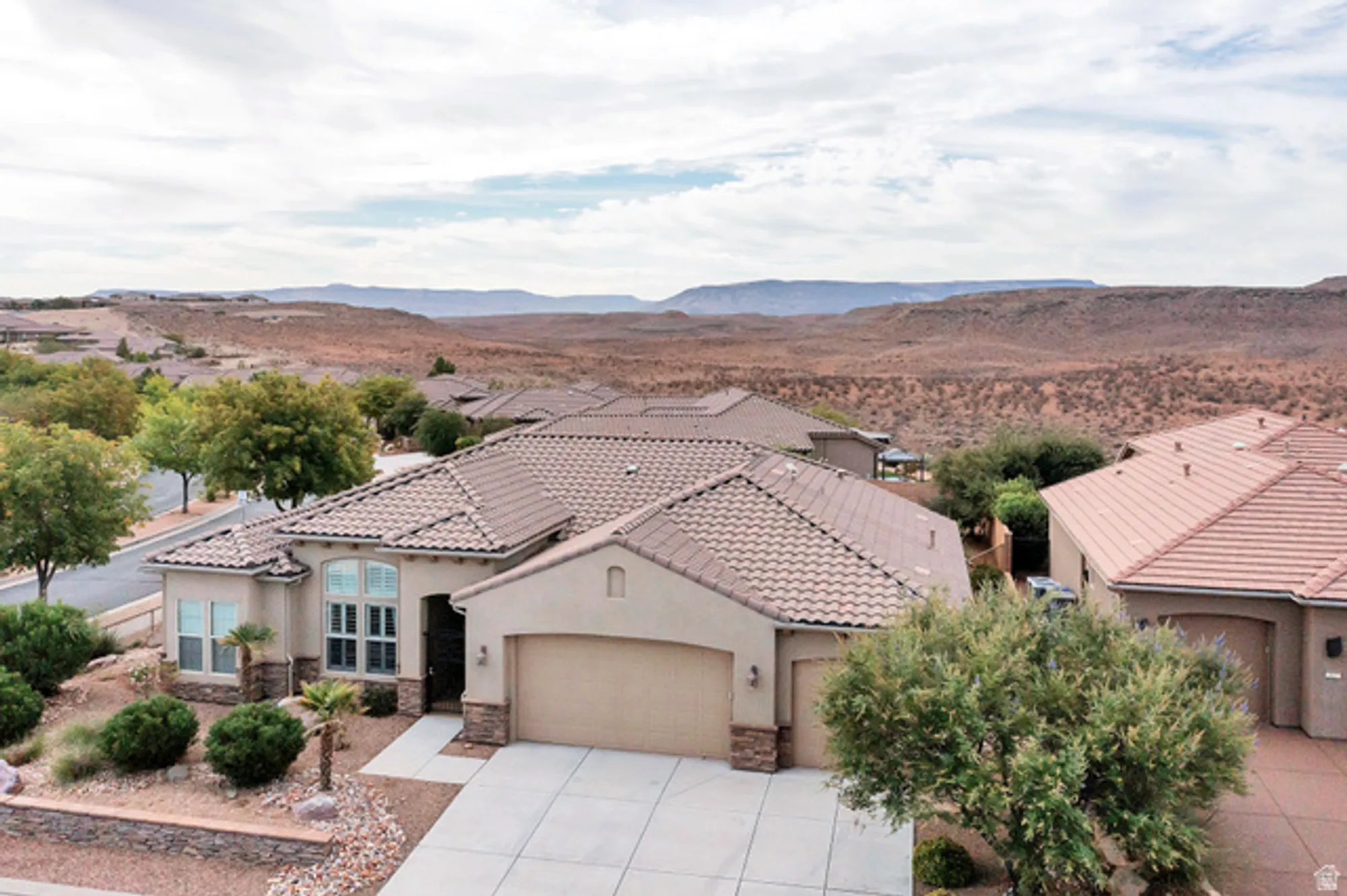 Property Slideshow image 2 of 50 | 2109 vision point cir # 1037, St George, UT, 84790