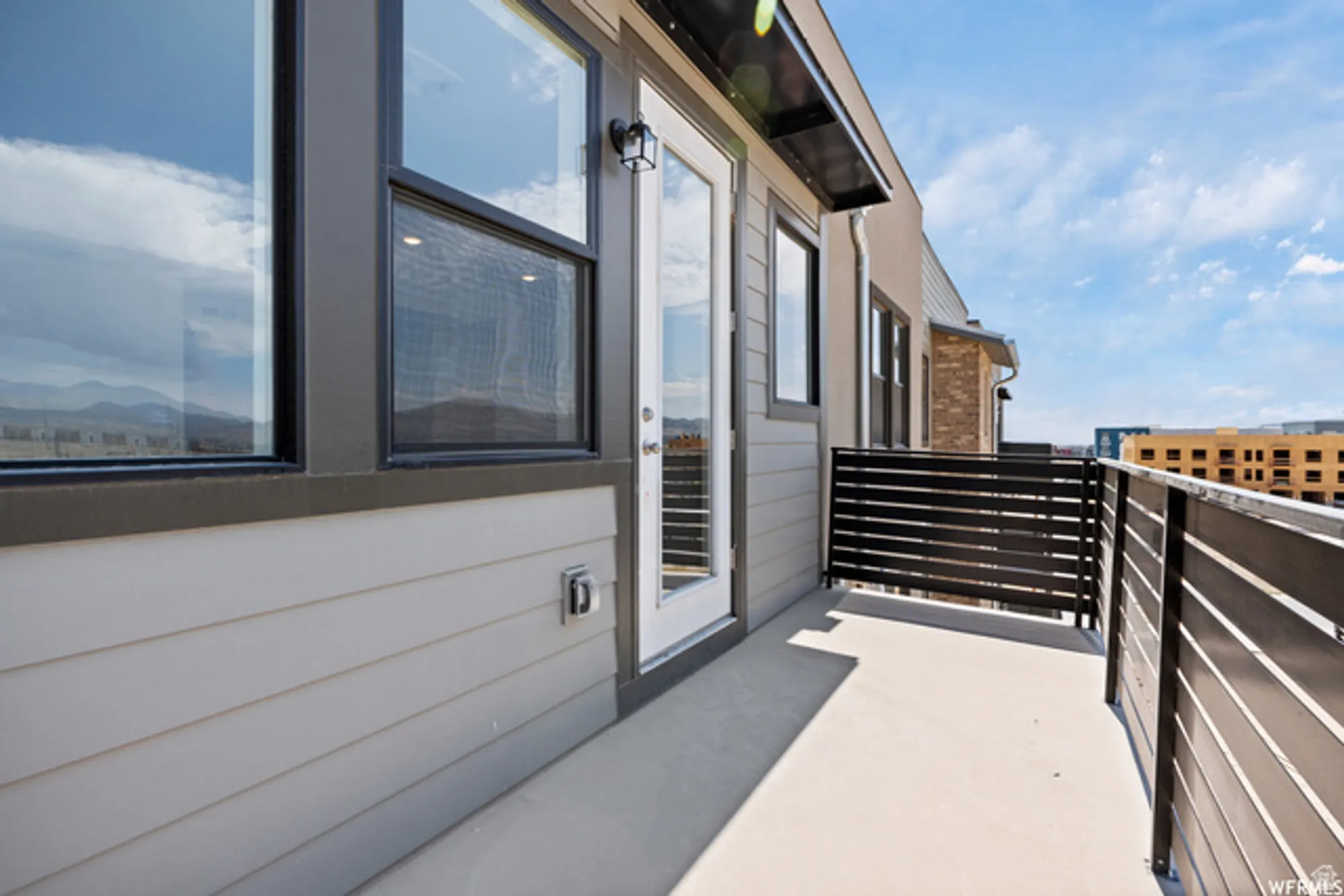 Property Slideshow image 6 of 40 | 5263 w reventon dr # 103, South Jordan, UT, 84009