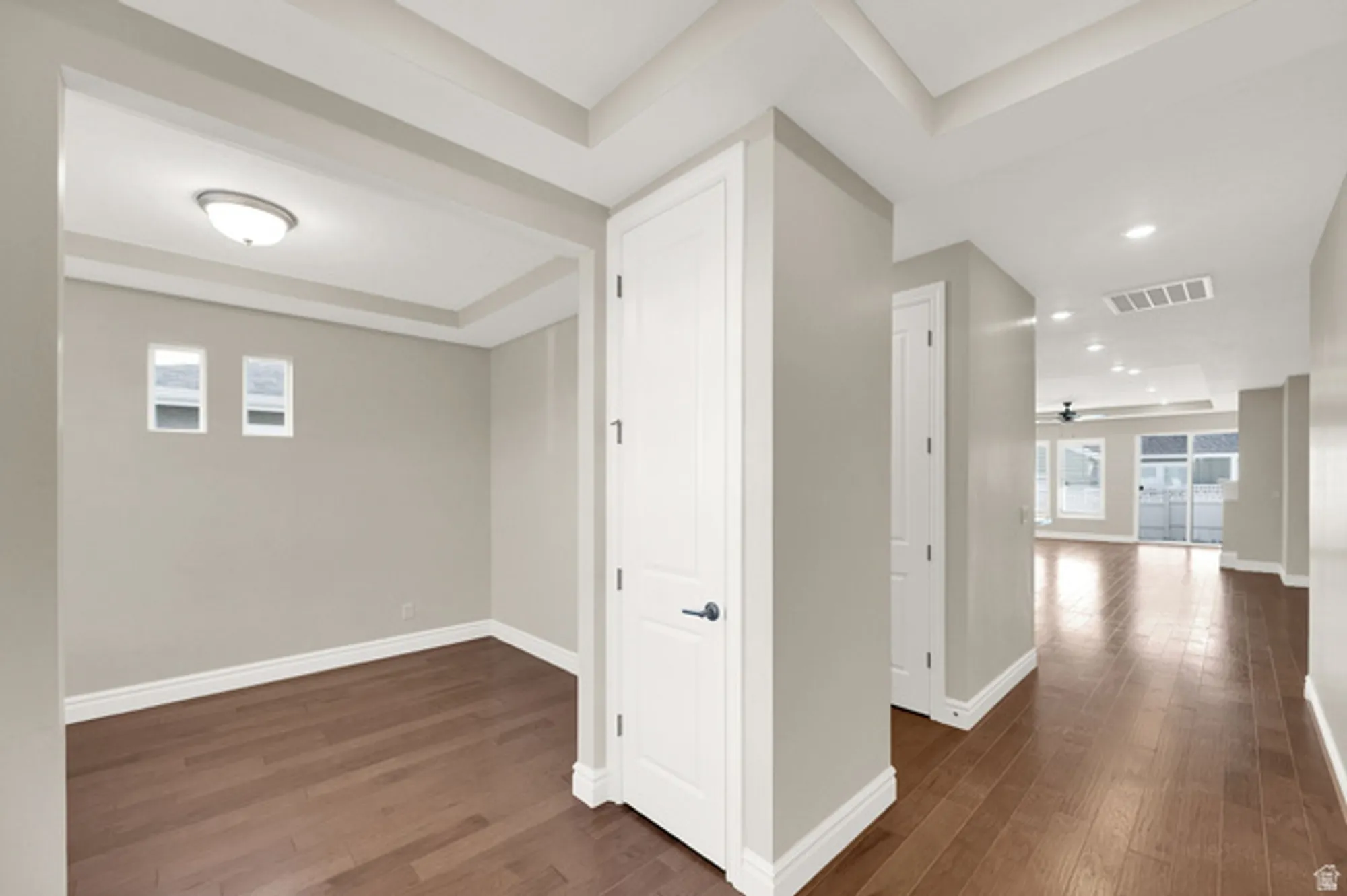 Property Slideshow image 9 of 28 | 6093 w stone mount way, South Jordan, UT, 84009