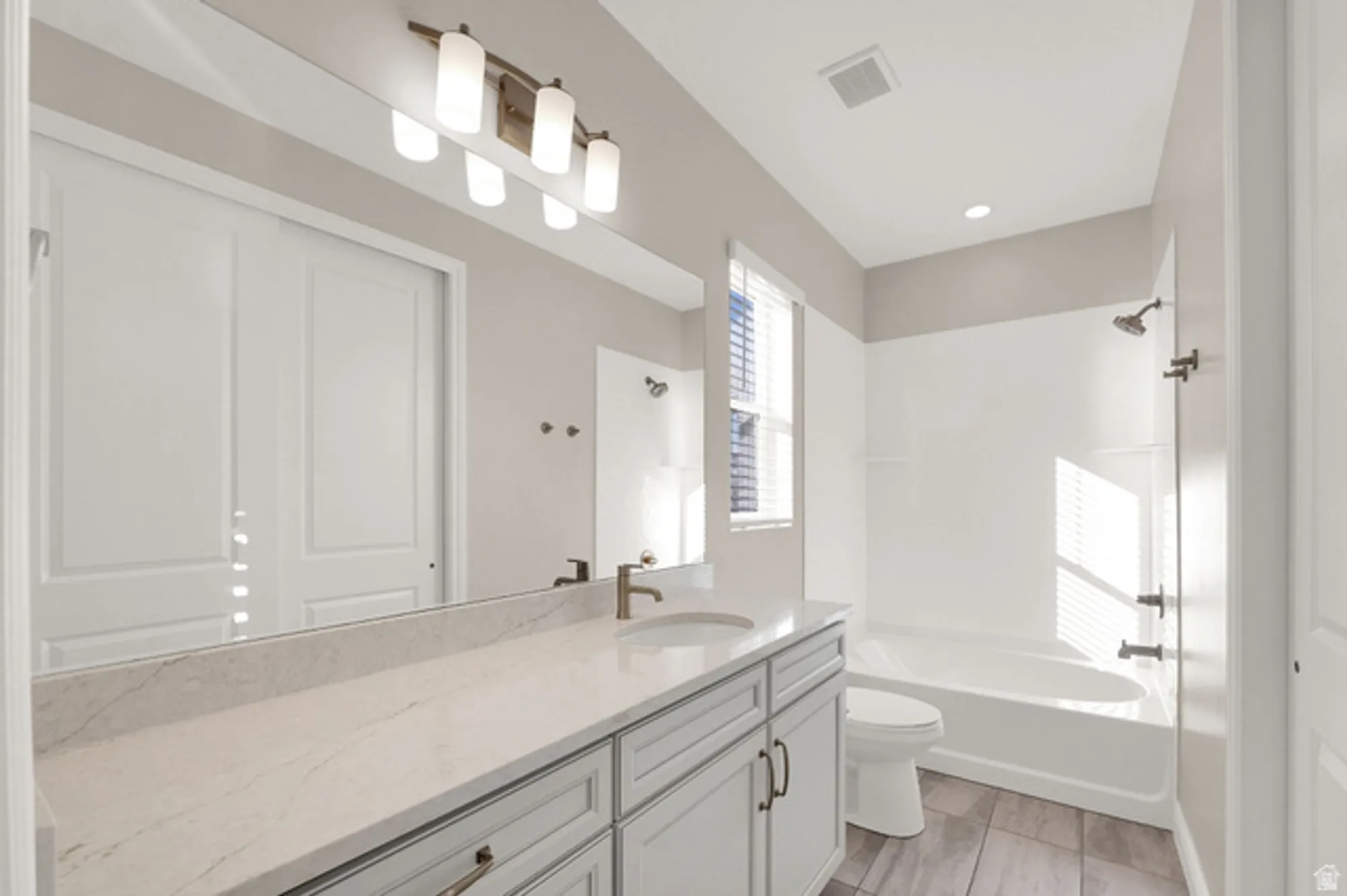 Property Slideshow image 13 of 28 | 6093 w stone mount way, South Jordan, UT, 84009