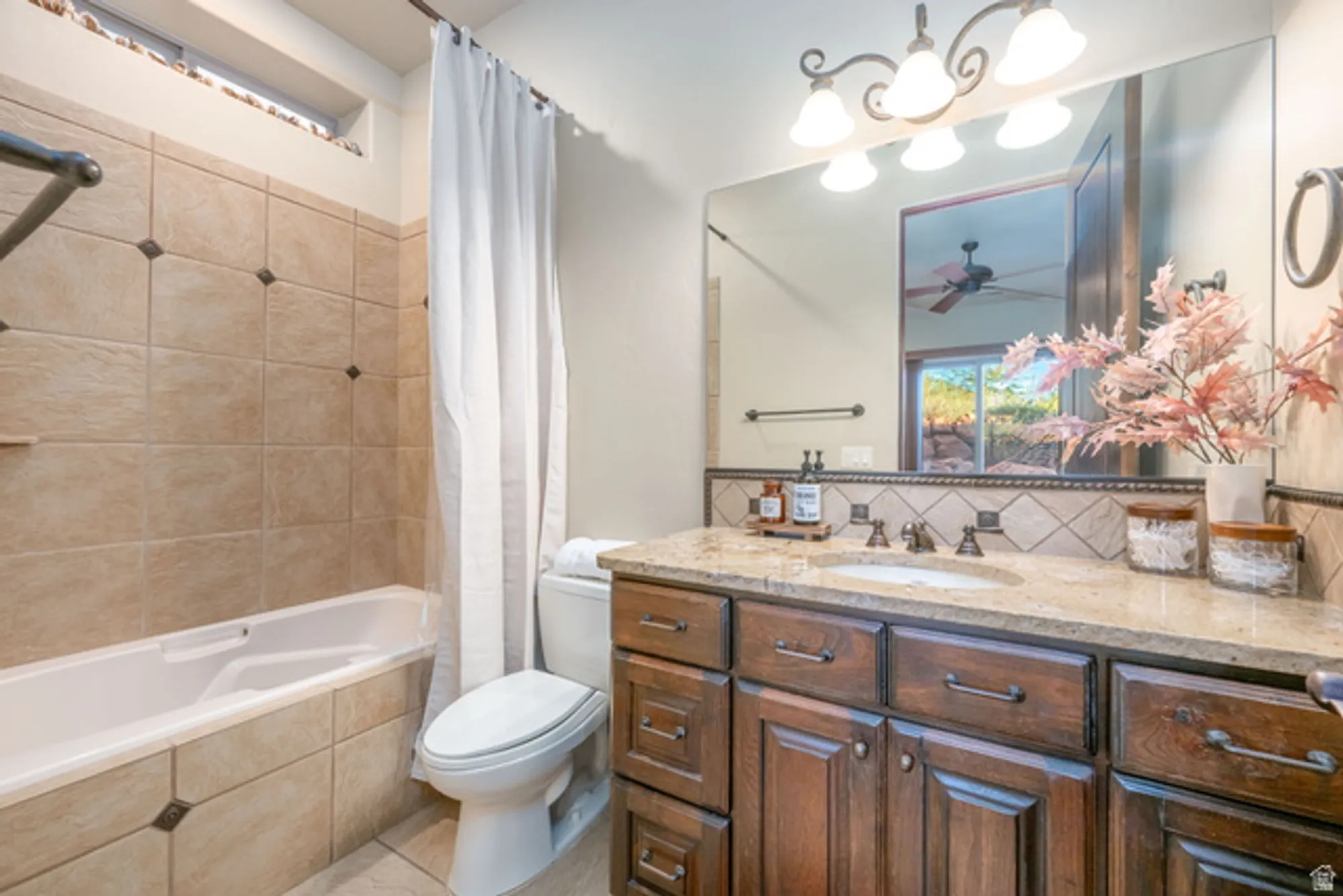 Property Slideshow image 30 of 48 | 2226 w lomaki cir, St George, UT, 84770