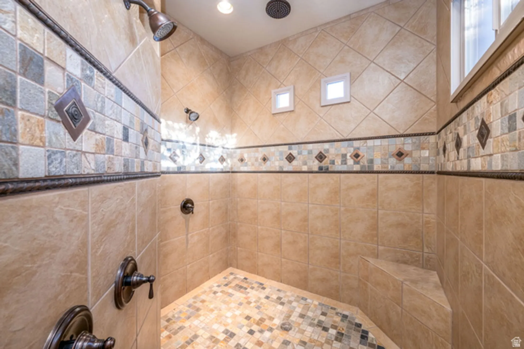 Property Slideshow image 26 of 48 | 2226 w lomaki cir, St George, UT, 84770