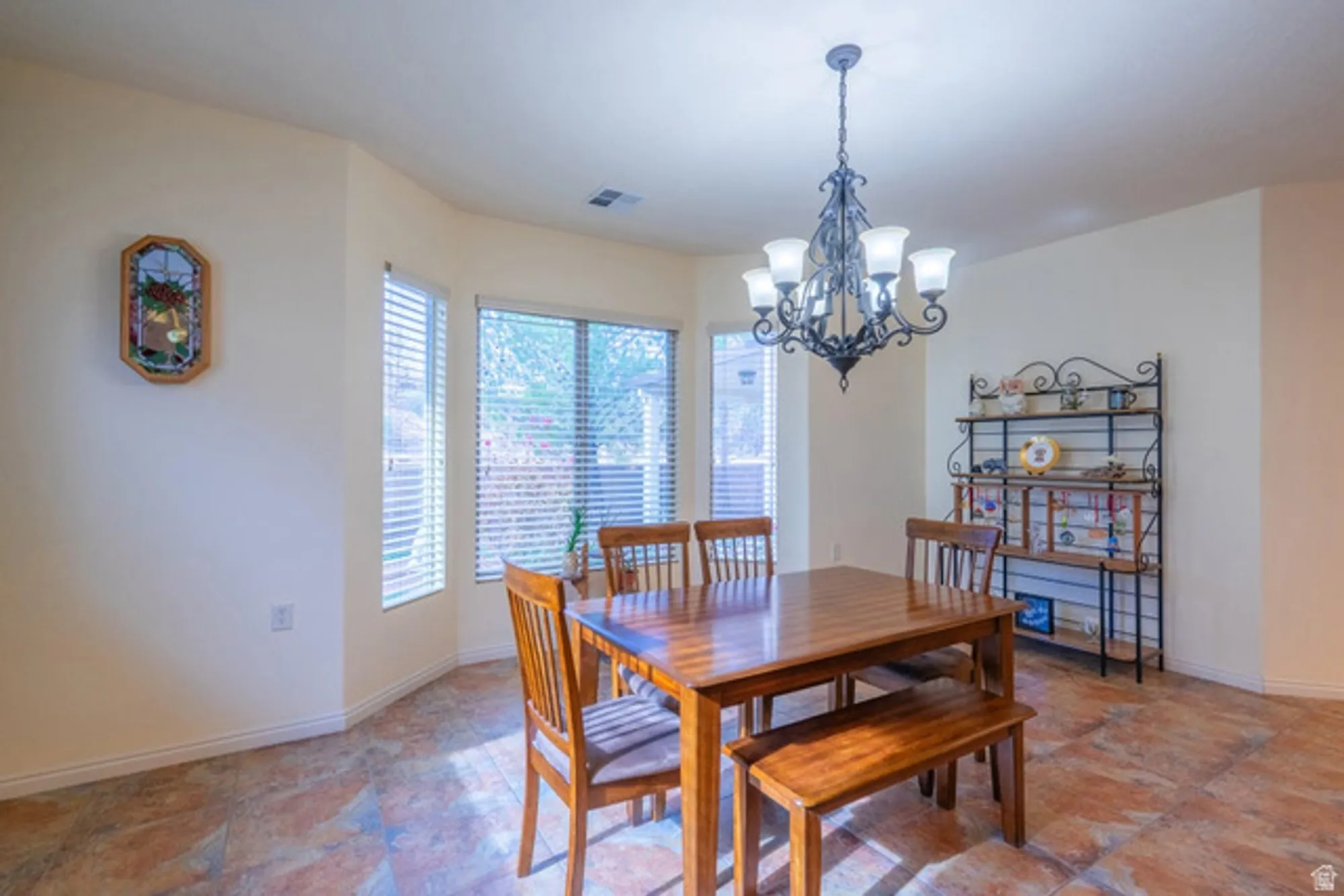 Property Slideshow image 13 of 82 | 4888 s bonita bay dr, St George, UT, 84790