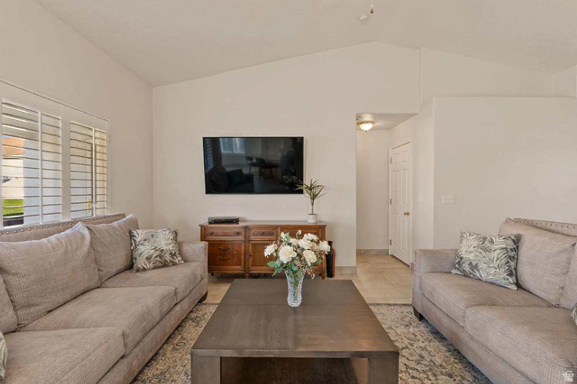 Property Slideshow image 11 of 31 | 210 n mall dr 96, St George, UT, 84790