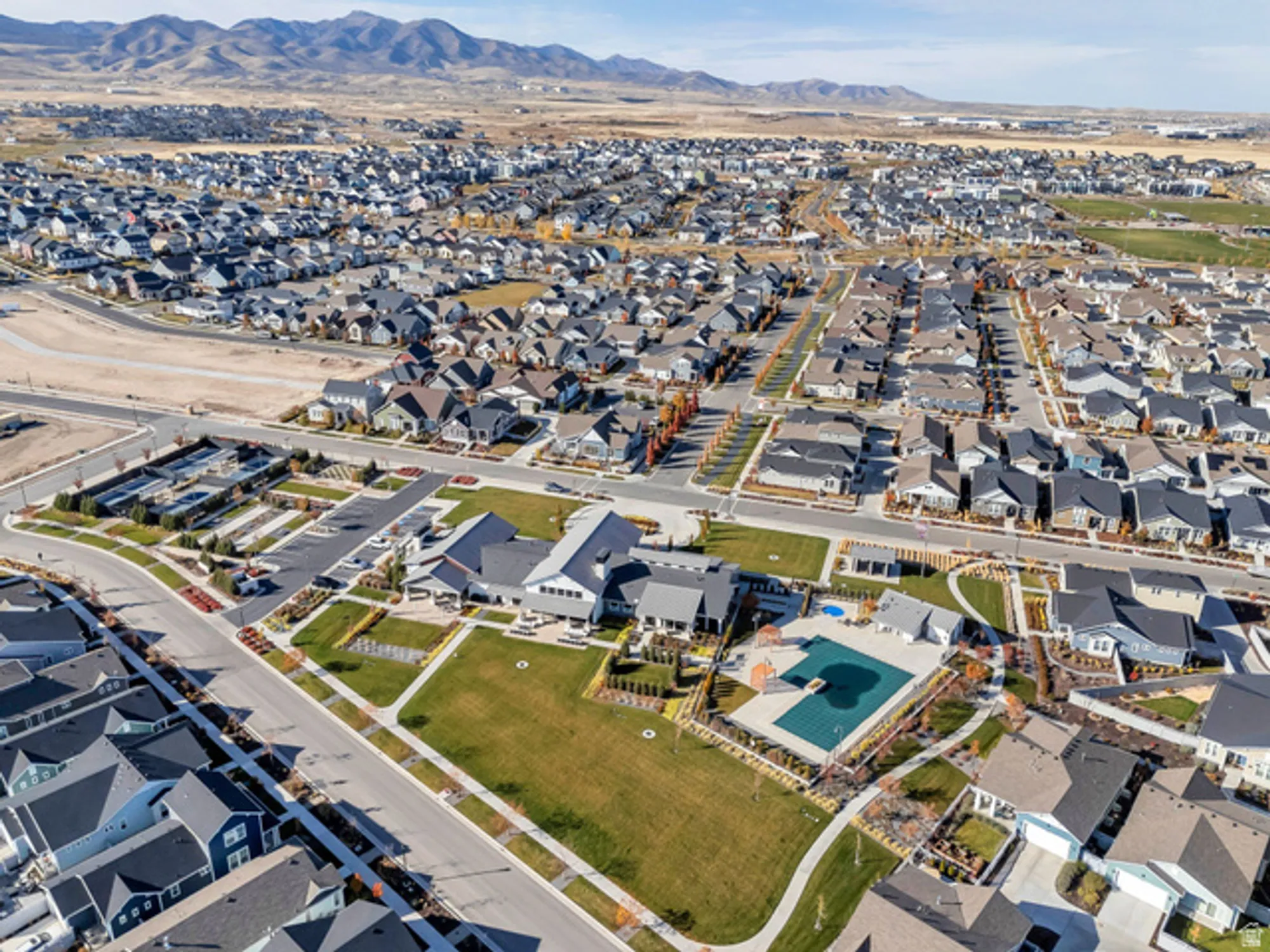 Property Slideshow image 37 of 39 | 11721 s gannet way, South Jordan, UT, 84009