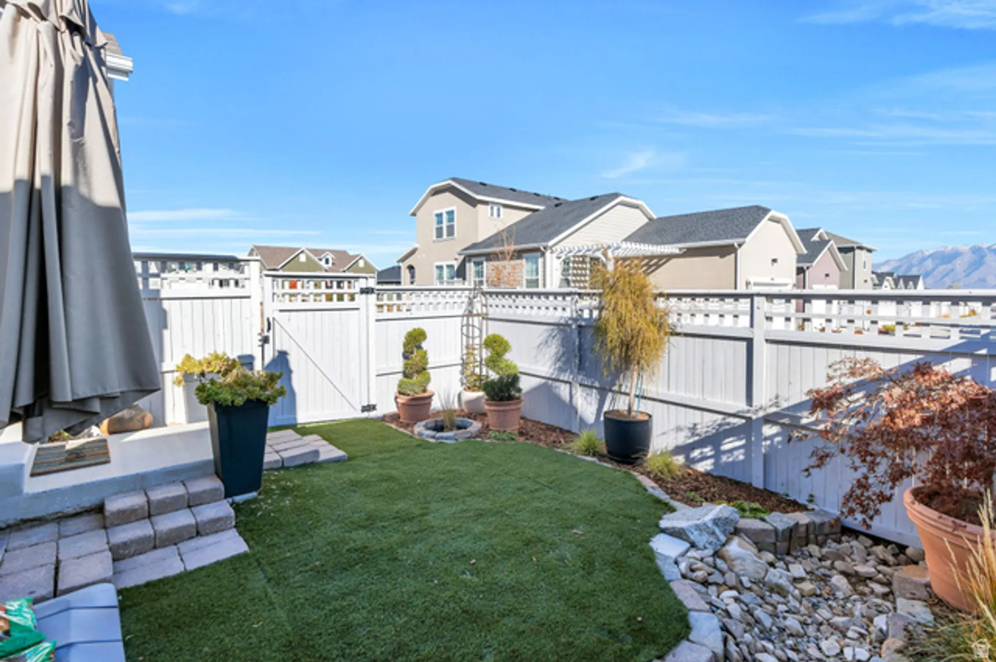 Property Slideshow image 26 of 39 | 11721 s gannet way, South Jordan, UT, 84009