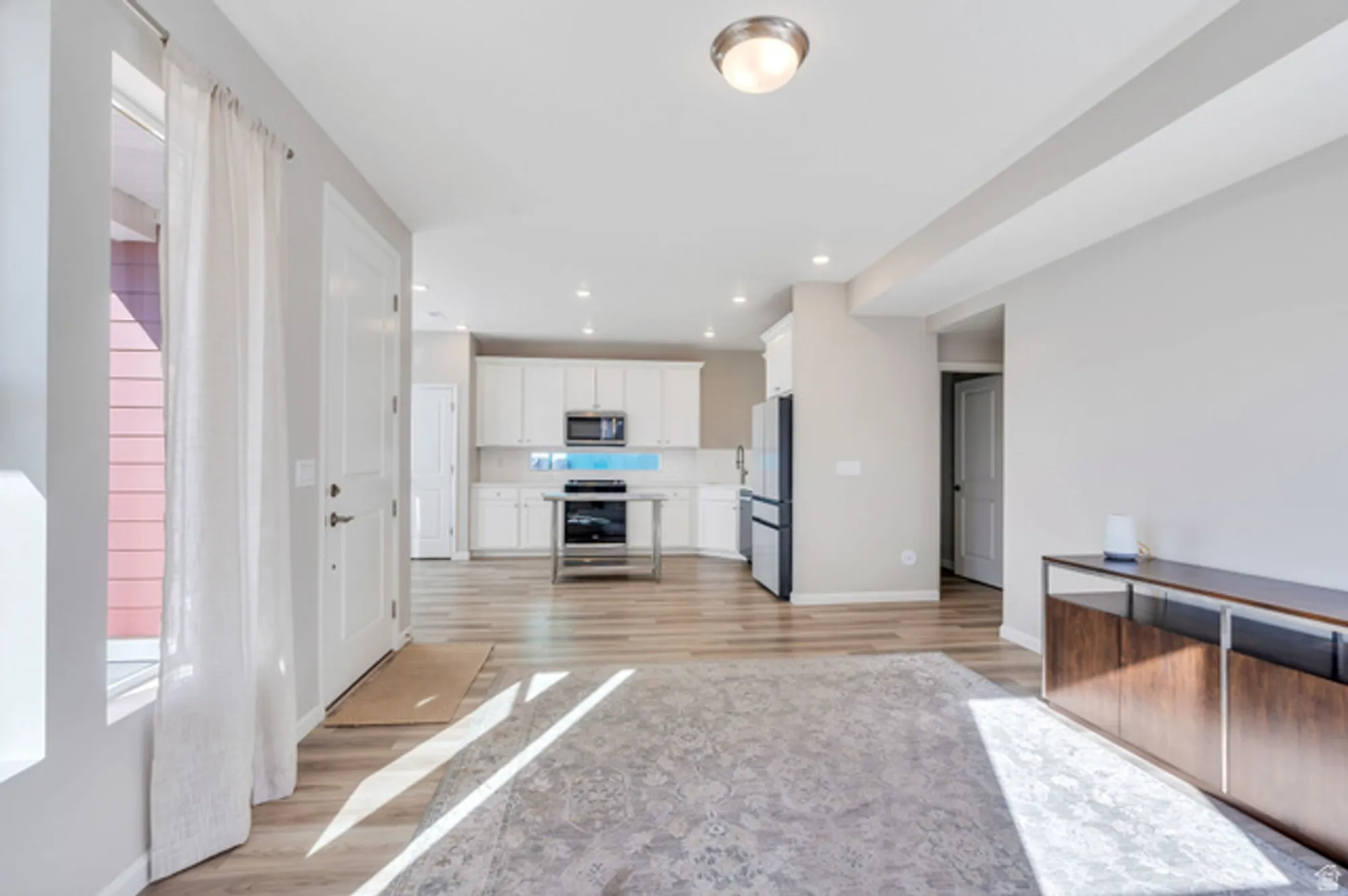 Property Slideshow image 5 of 39 | 11721 s gannet way, South Jordan, UT, 84009