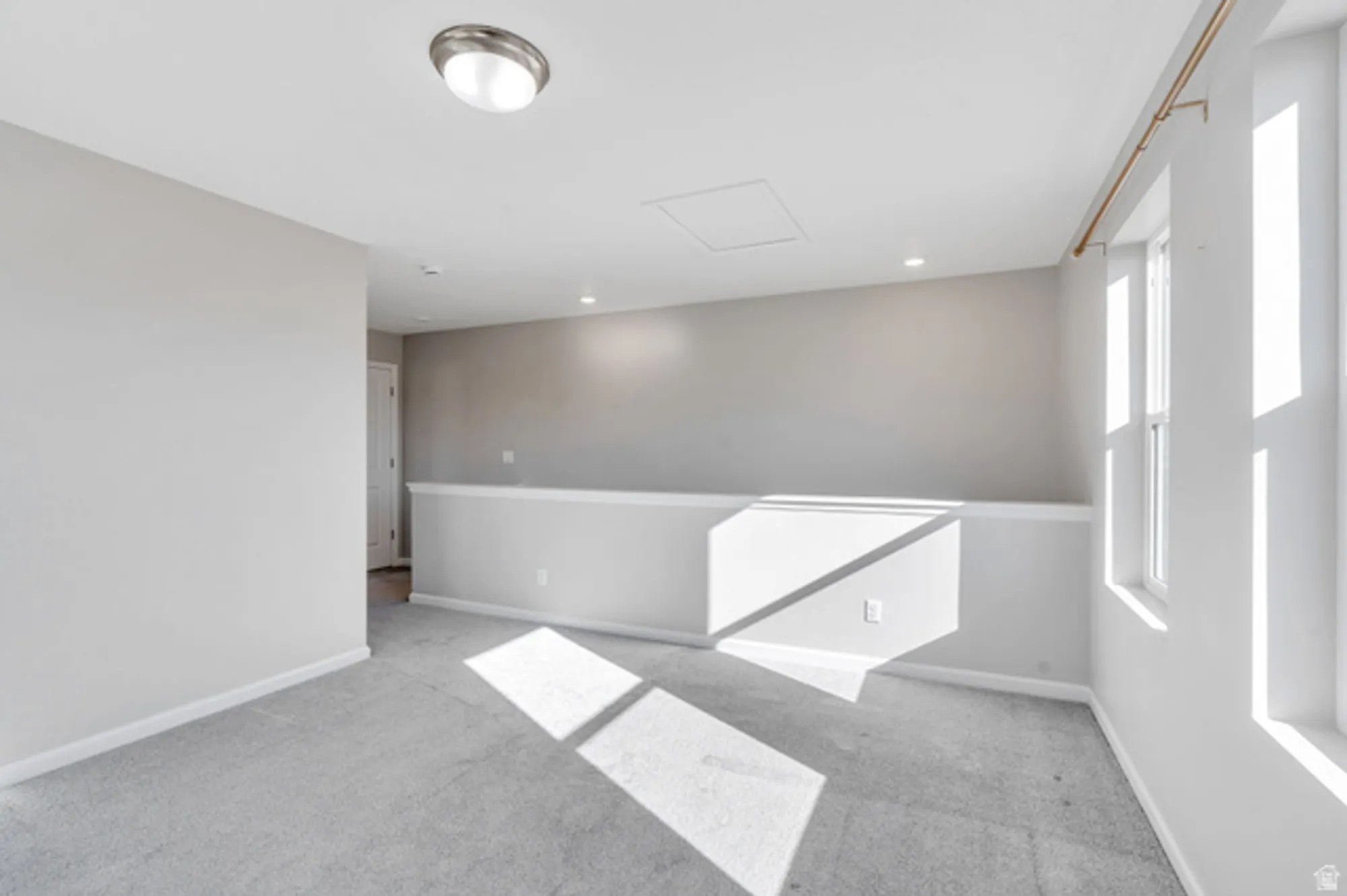 Property Slideshow image 16 of 39 | 11721 s gannet way, South Jordan, UT, 84009