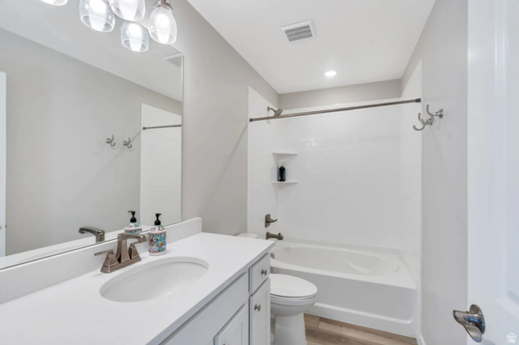 Property Slideshow image 22 of 39 | 11721 s gannet way, South Jordan, UT, 84009