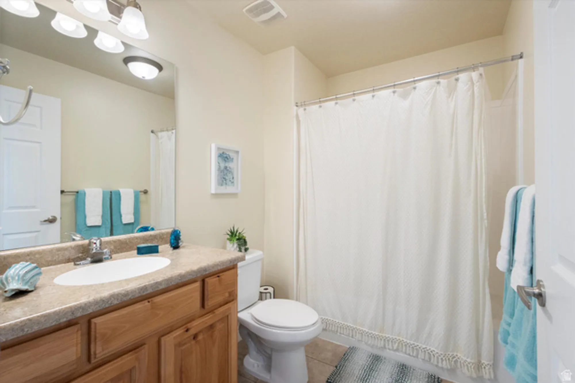 Property Slideshow image 13 of 48 | 9223 s 1870 d, West Jordan, UT, 84088