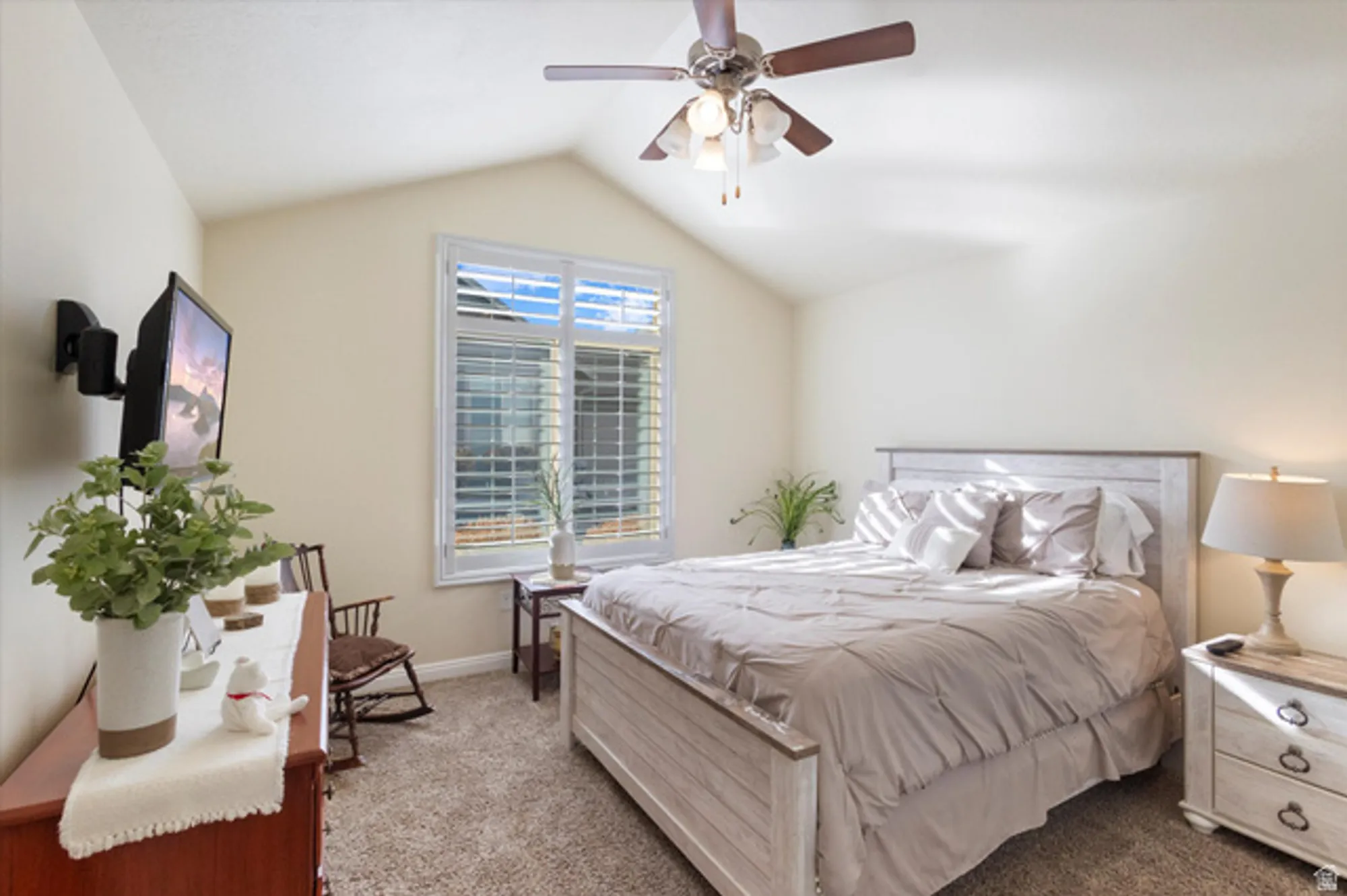 Property Slideshow image 14 of 48 | 9223 s 1870 d, West Jordan, UT, 84088