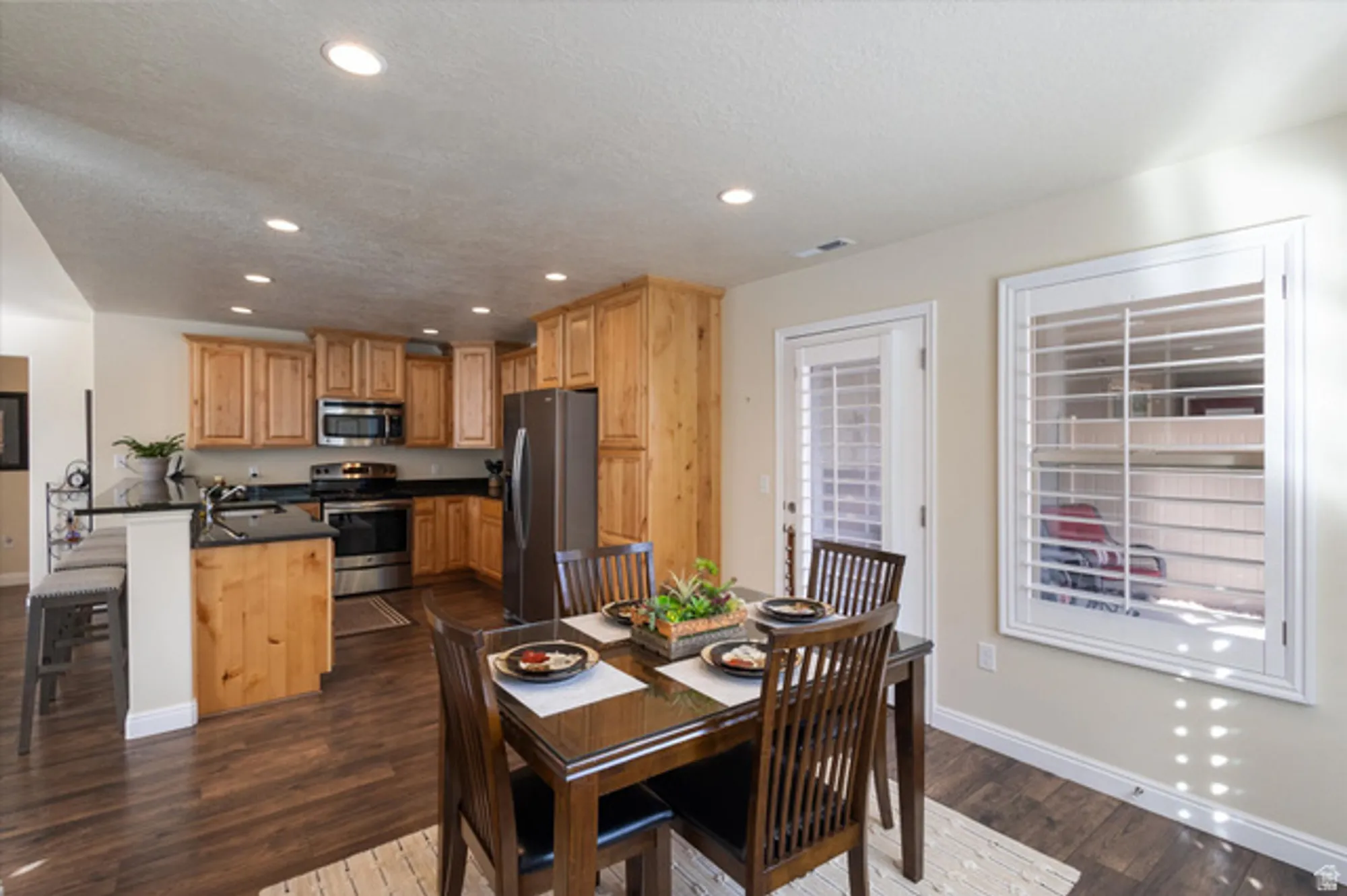 Property Slideshow image 23 of 48 | 9223 s 1870 d, West Jordan, UT, 84088