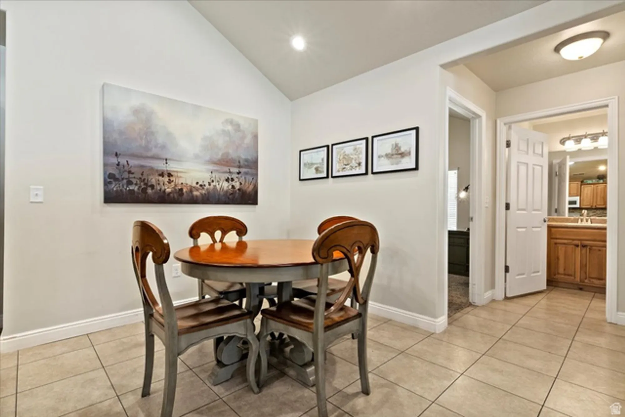 Property Slideshow image 8 of 20 | 9252 s 2040 d, West Jordan, UT, 84088