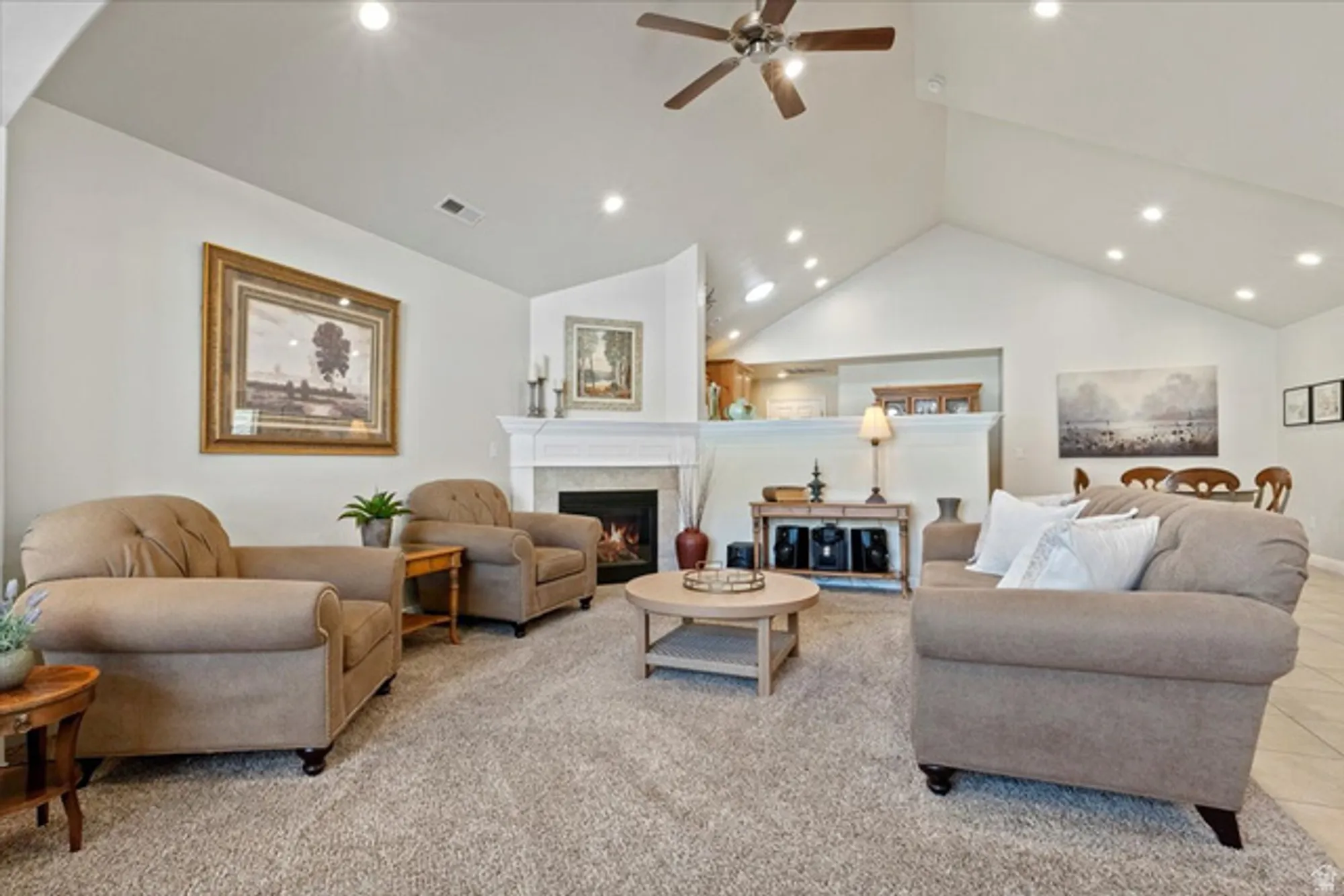 Property Slideshow image 6 of 20 | 9252 s 2040 d, West Jordan, UT, 84088