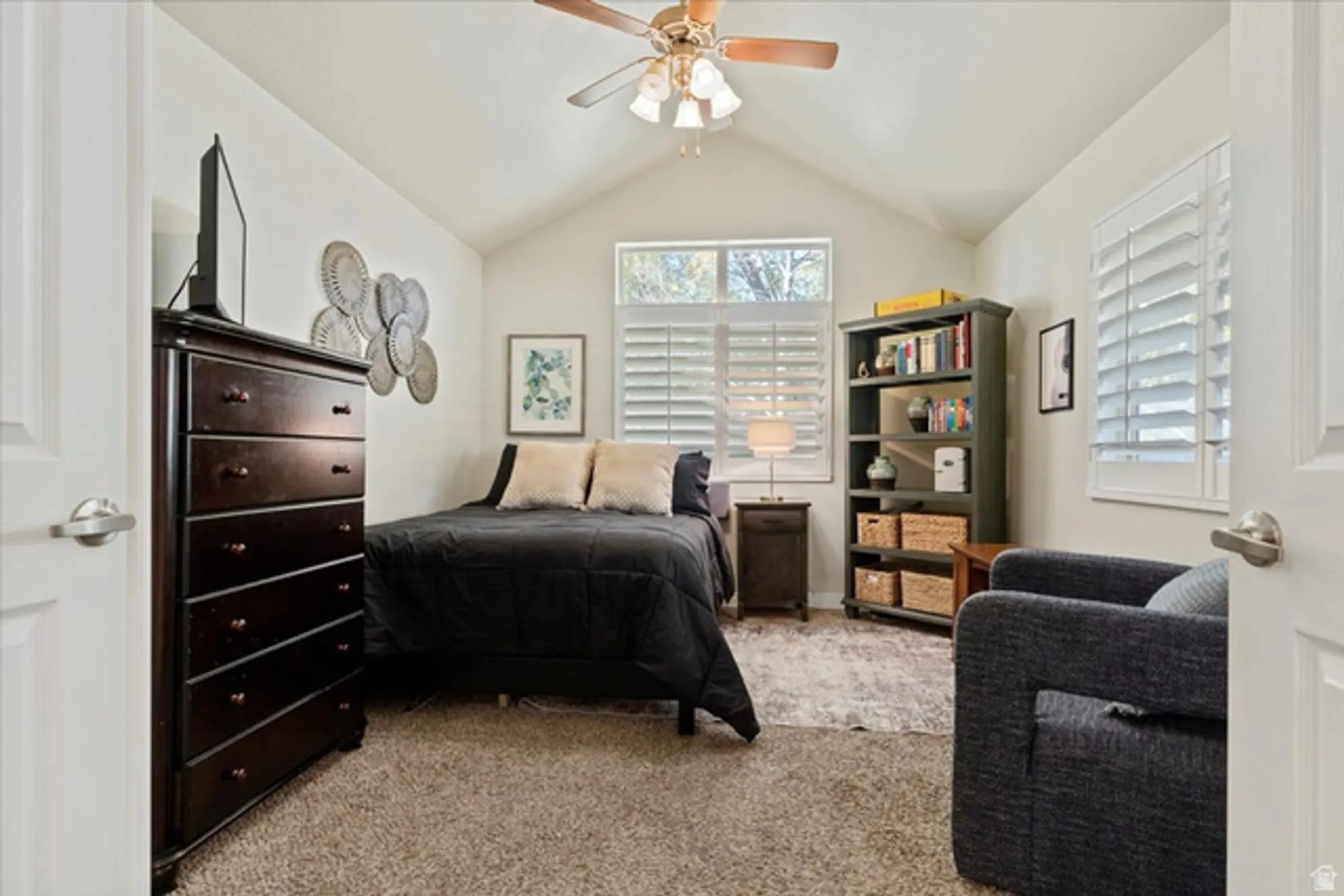 Property Slideshow image 16 of 20 | 9252 s 2040 d, West Jordan, UT, 84088