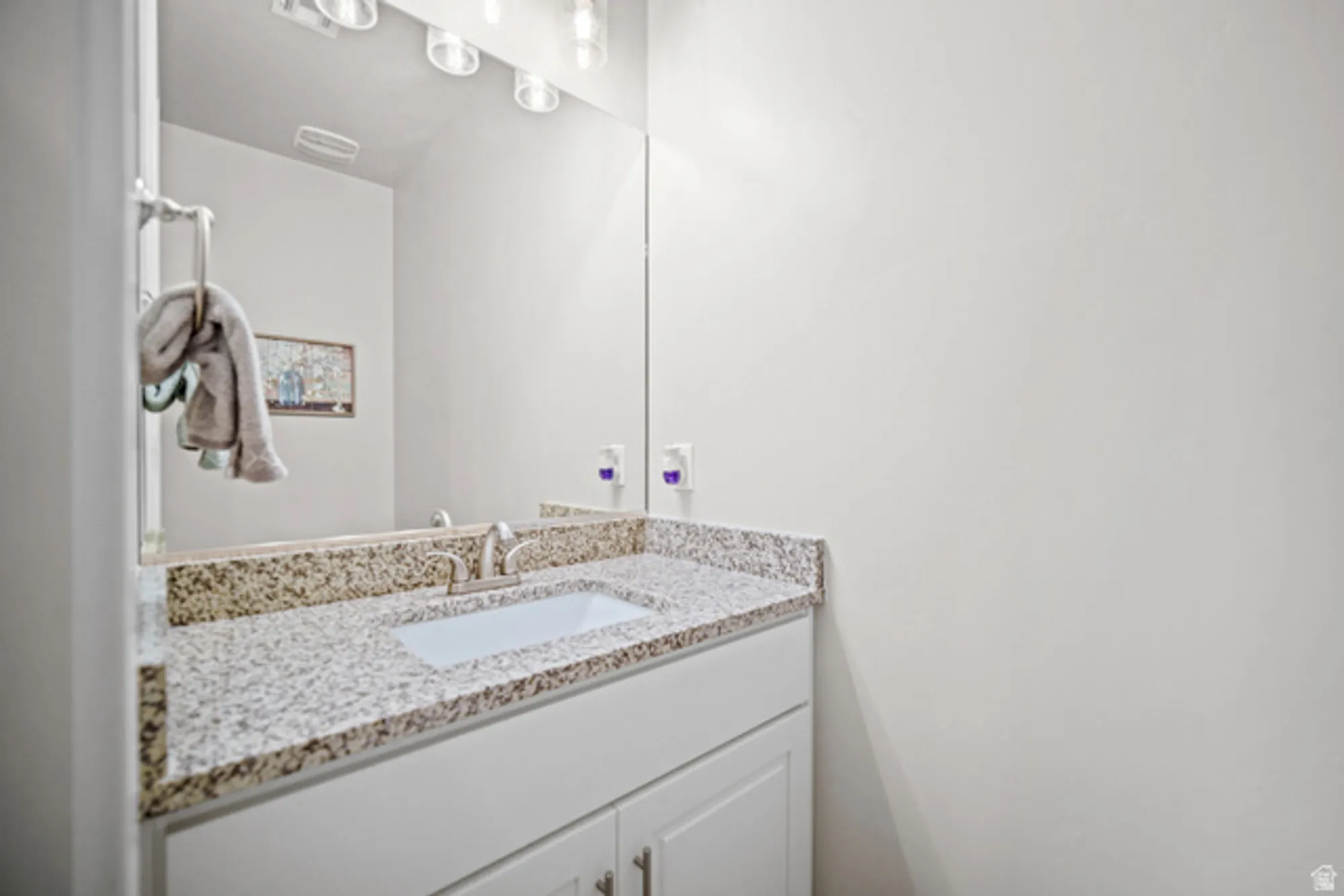 Property Slideshow image 21 of 43 | 273 w camino sur lot 573, Washington, UT, 84780