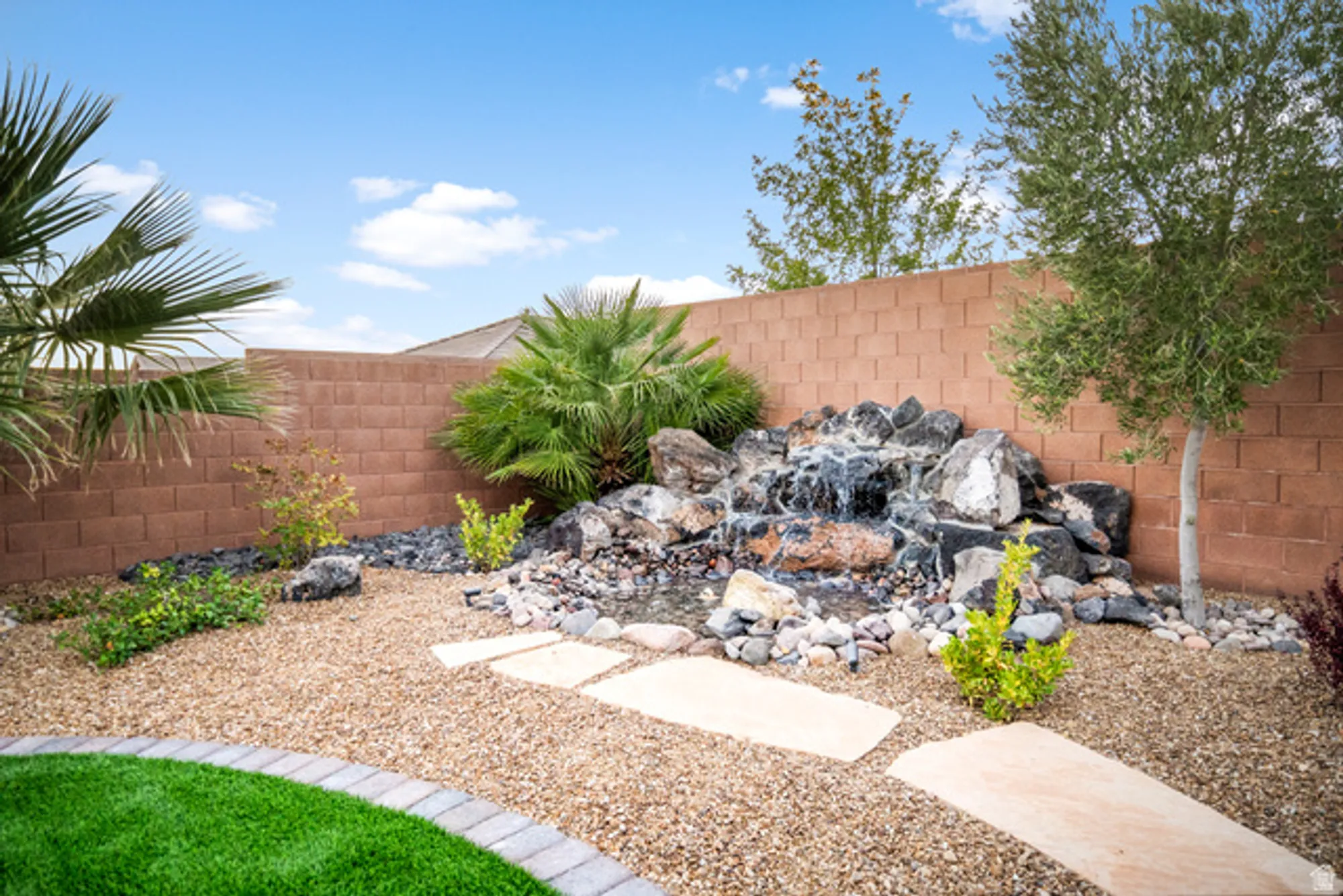 Property Slideshow image 26 of 43 | 273 w camino sur lot 573, Washington, UT, 84780