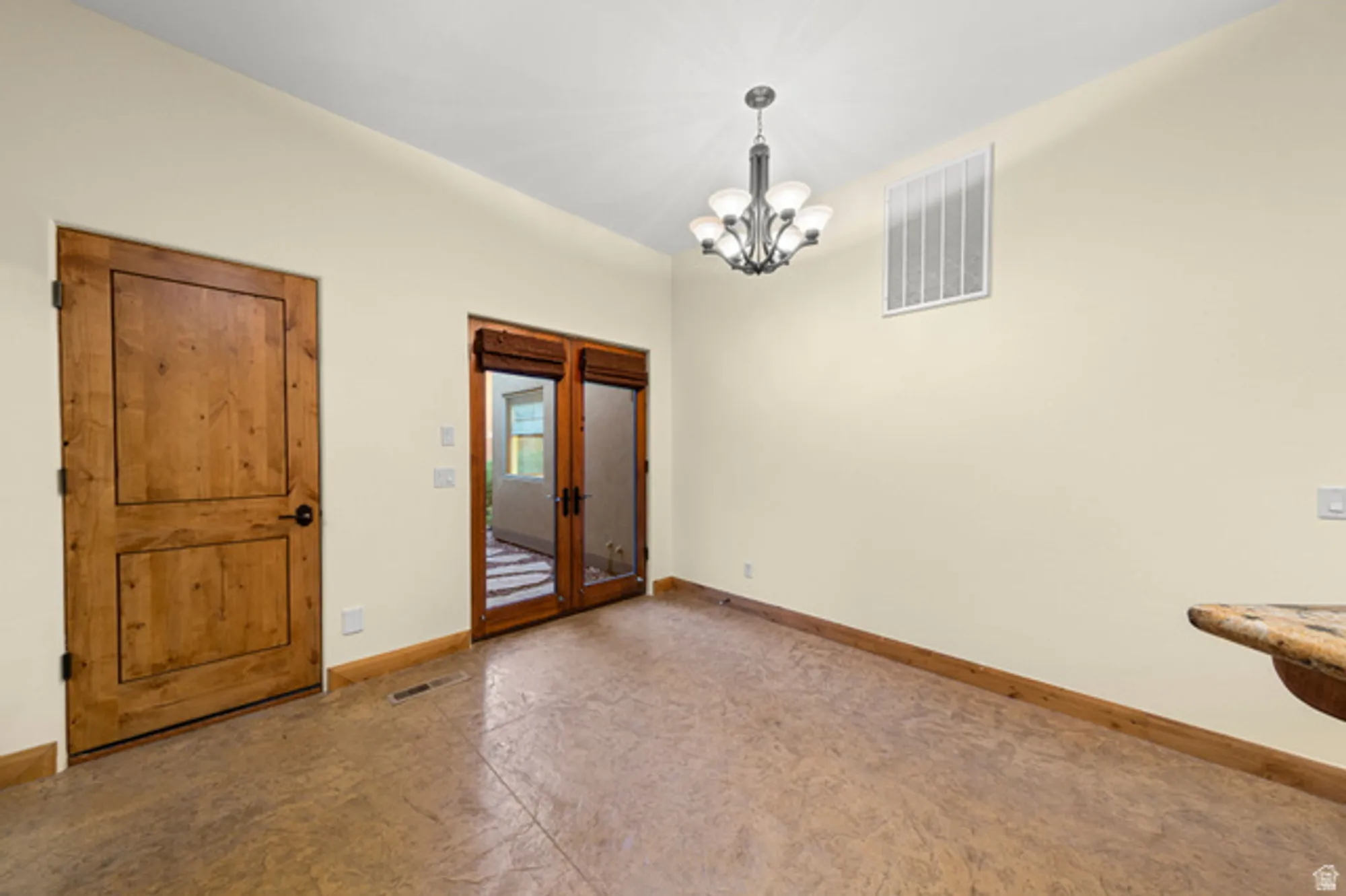 Property Slideshow image 21 of 50 | 3052 n snow canyon pkwy unit 114, St George, UT, 84770