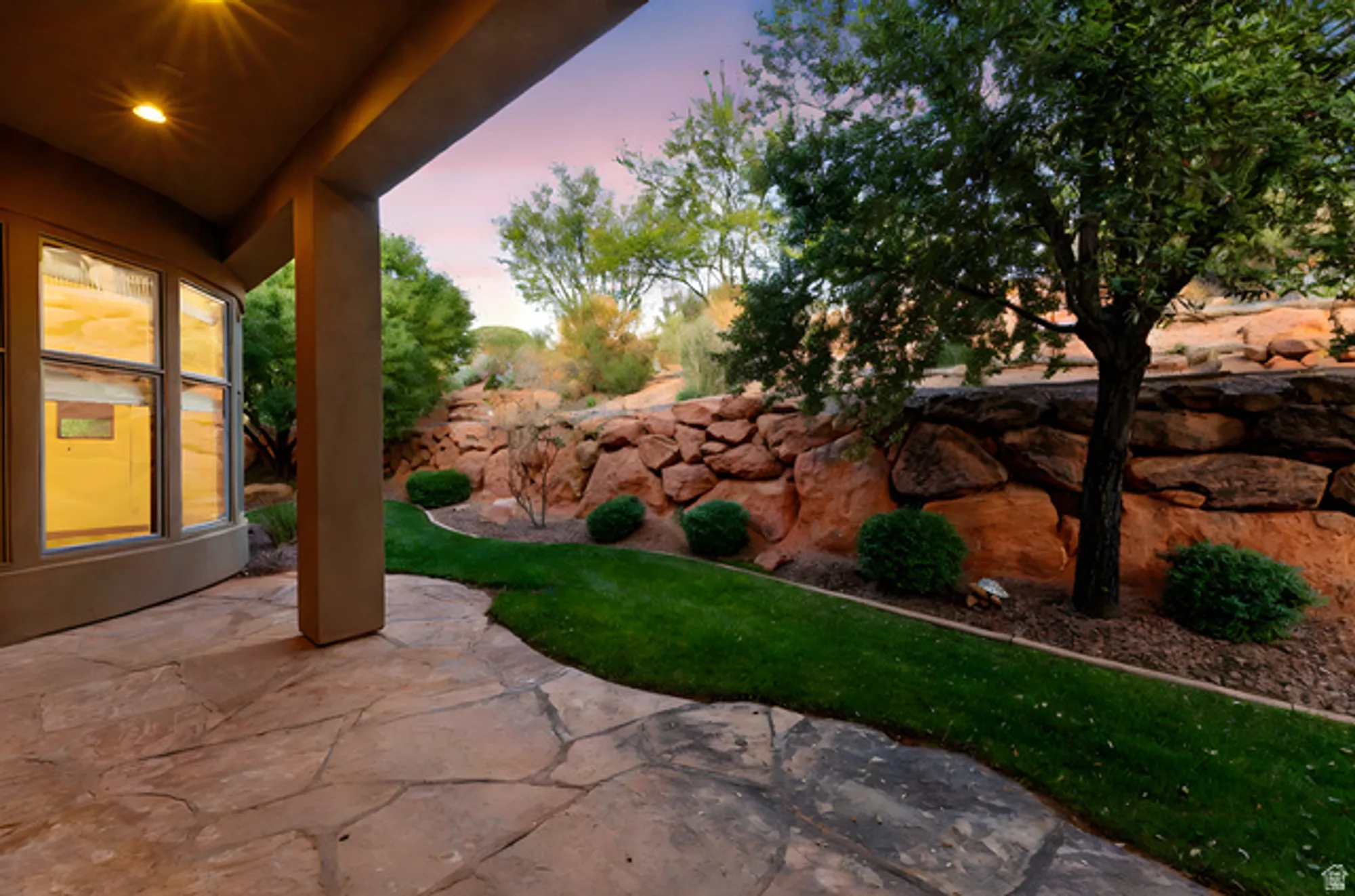 Property Slideshow image 37 of 50 | 3052 n snow canyon pkwy unit 114, St George, UT, 84770