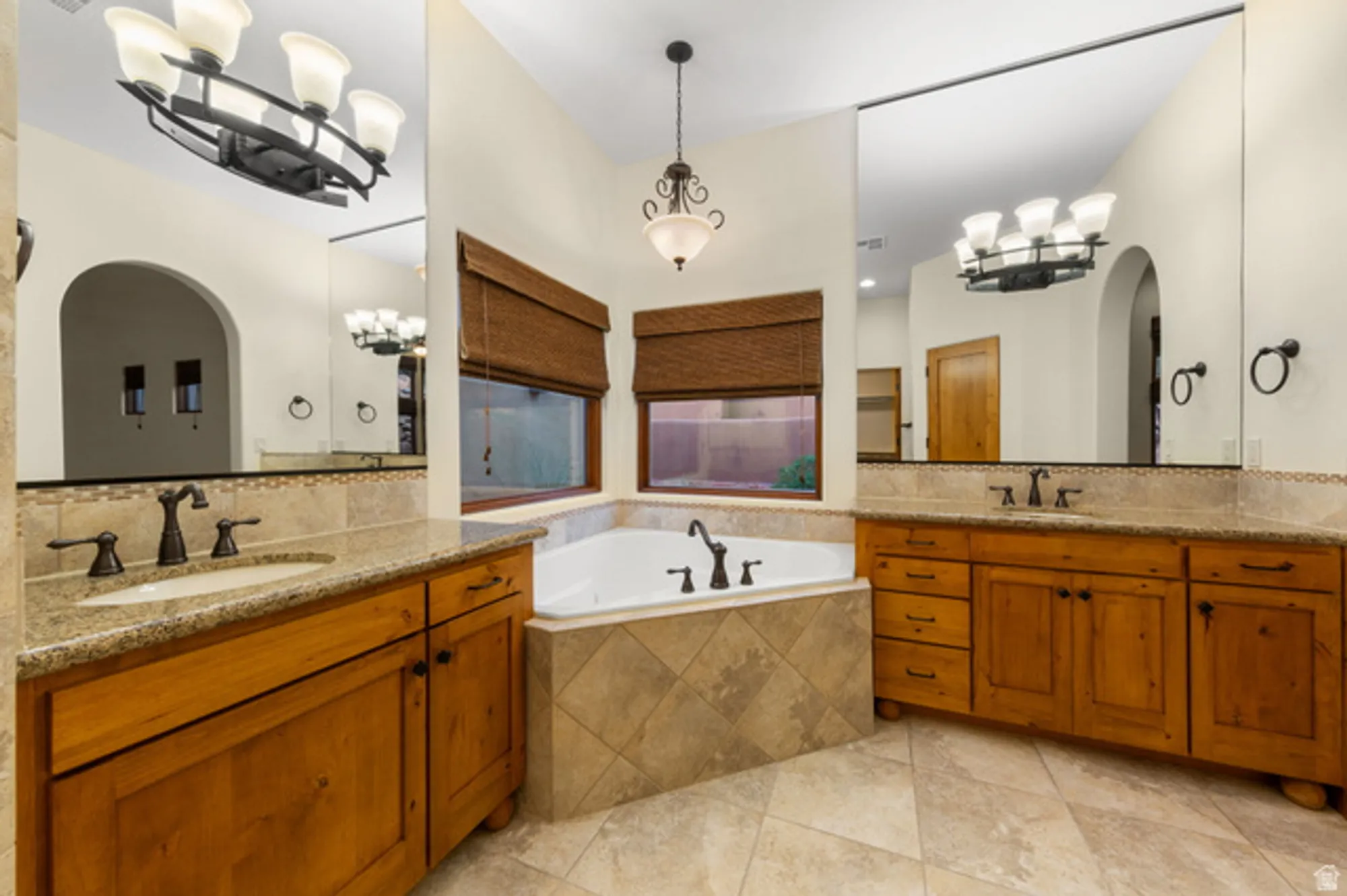 Property Slideshow image 26 of 50 | 3052 n snow canyon pkwy unit 114, St George, UT, 84770