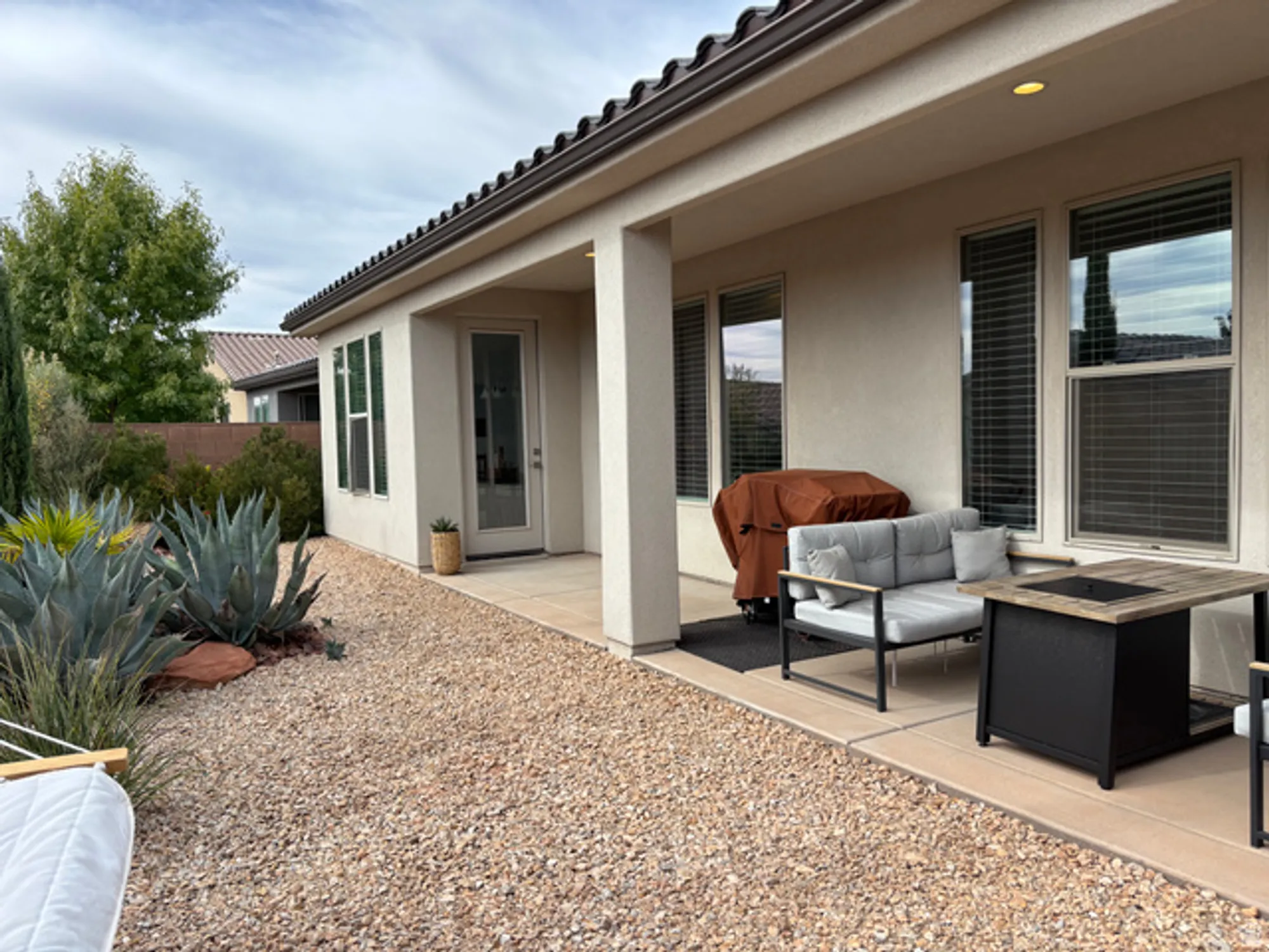 Property Slideshow image 23 of 32 | 233 w green jade dr, Washington, UT, 84780