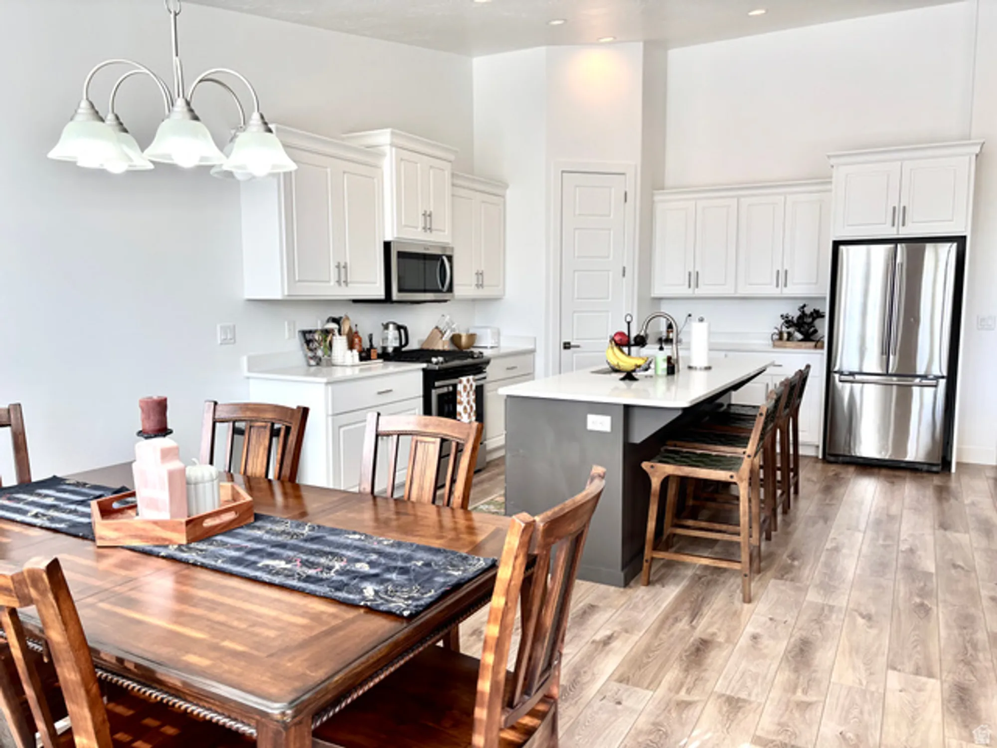 Property Slideshow image 9 of 32 | 233 w green jade dr, Washington, UT, 84780