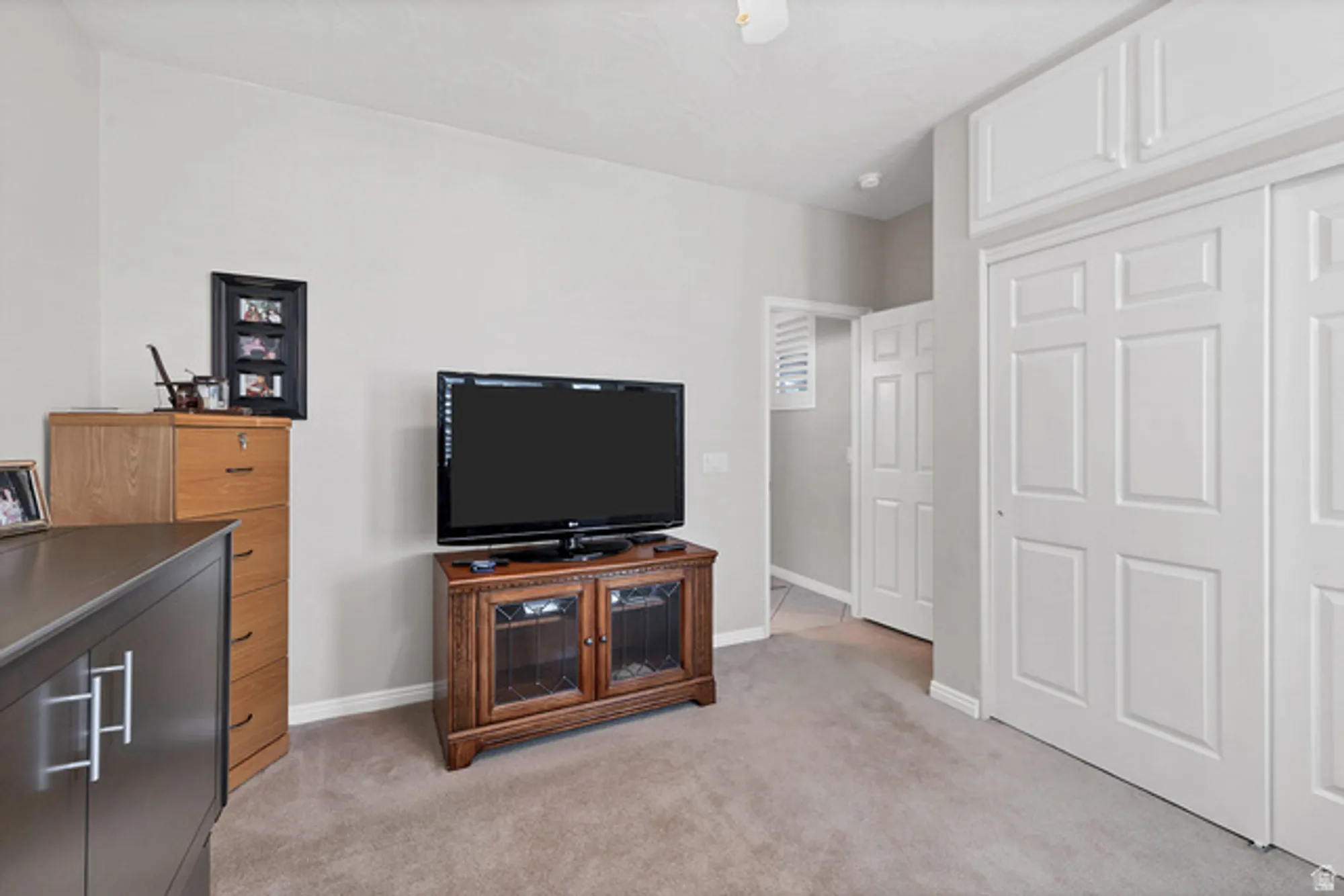 Property Slideshow image 23 of 31 | 4593 s flaming arch dr, St George, UT, 84790